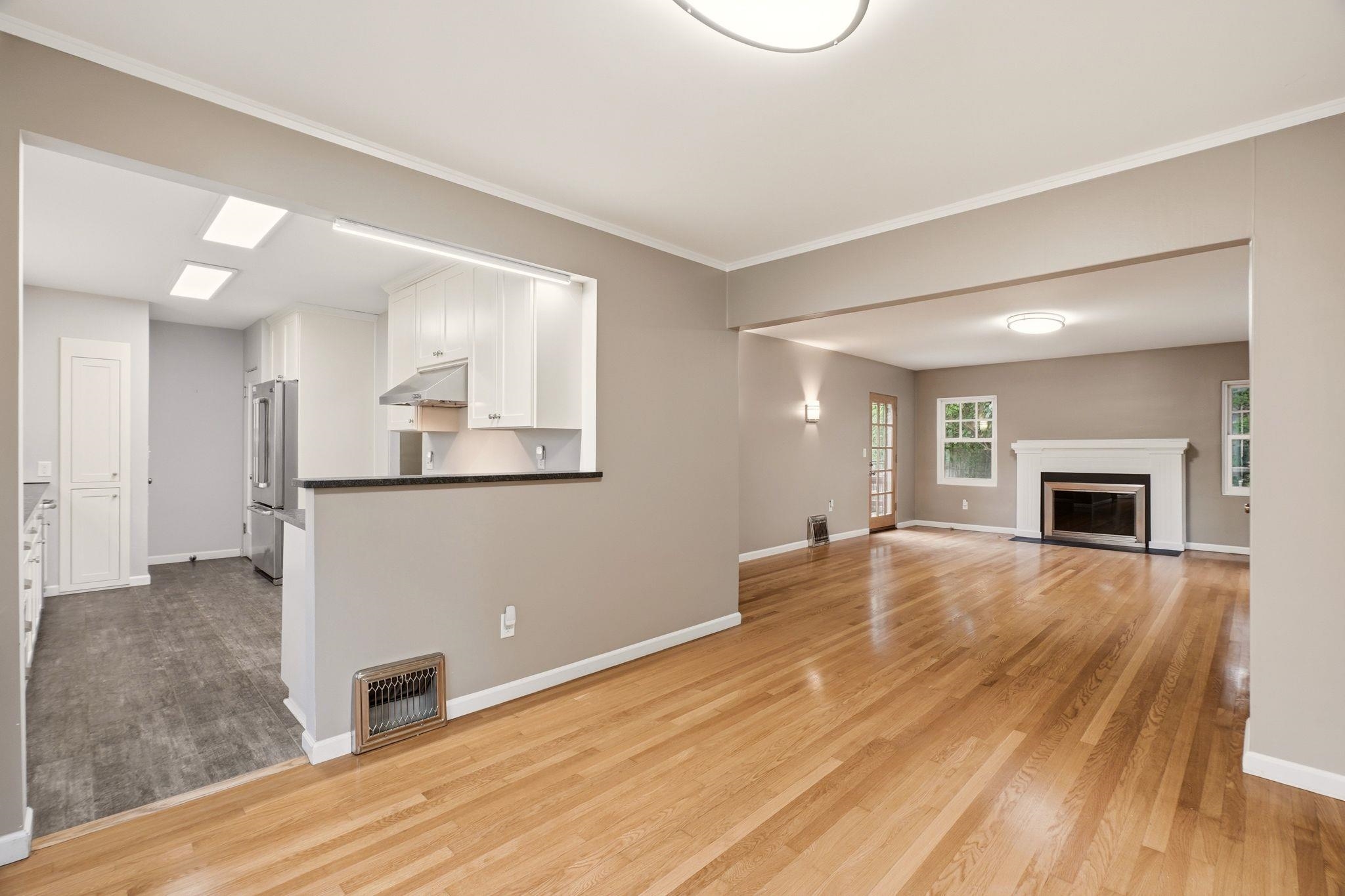 532 W 25th Ave - Photo 7