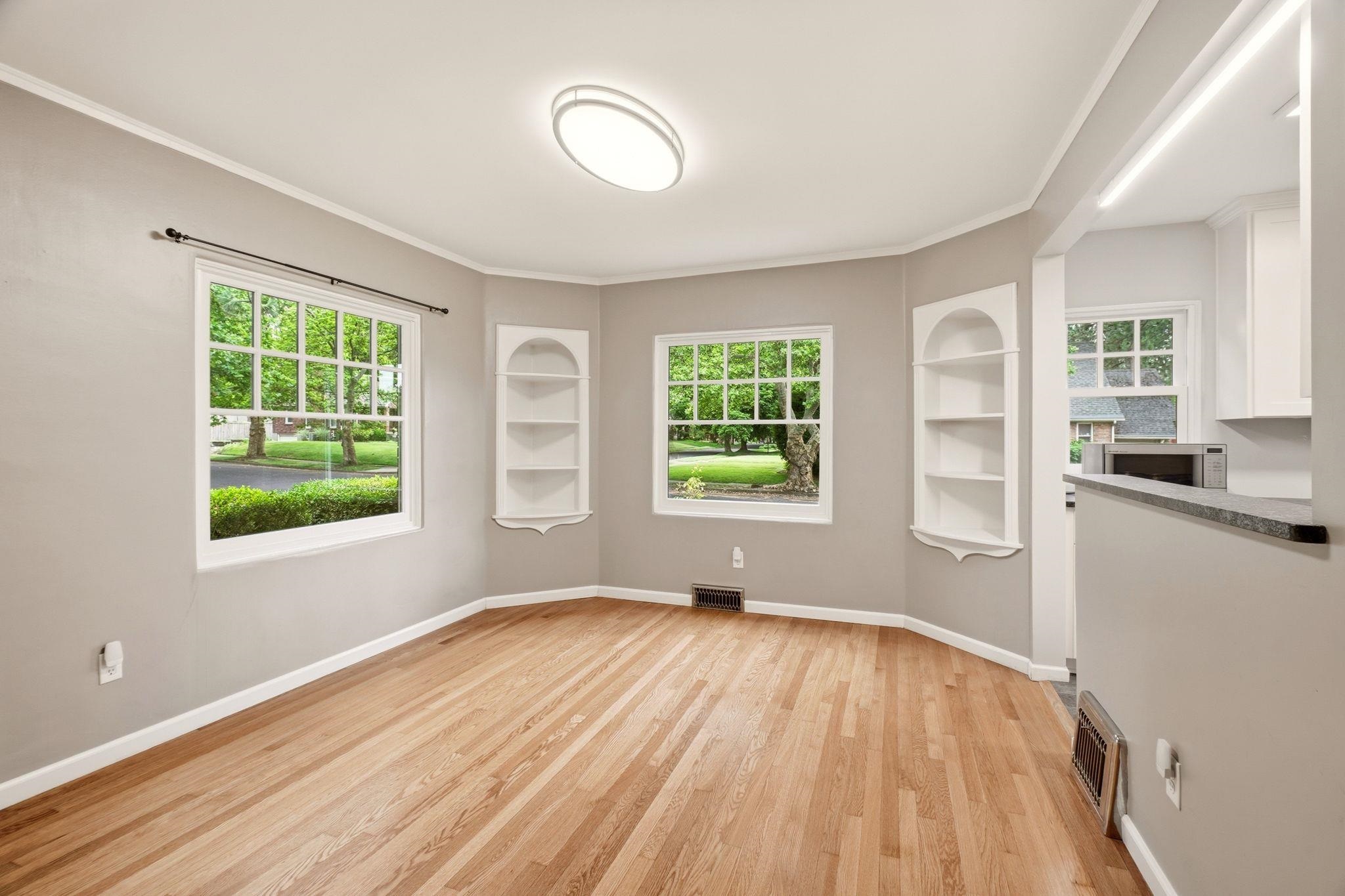 532 W 25th Ave - Photo 9