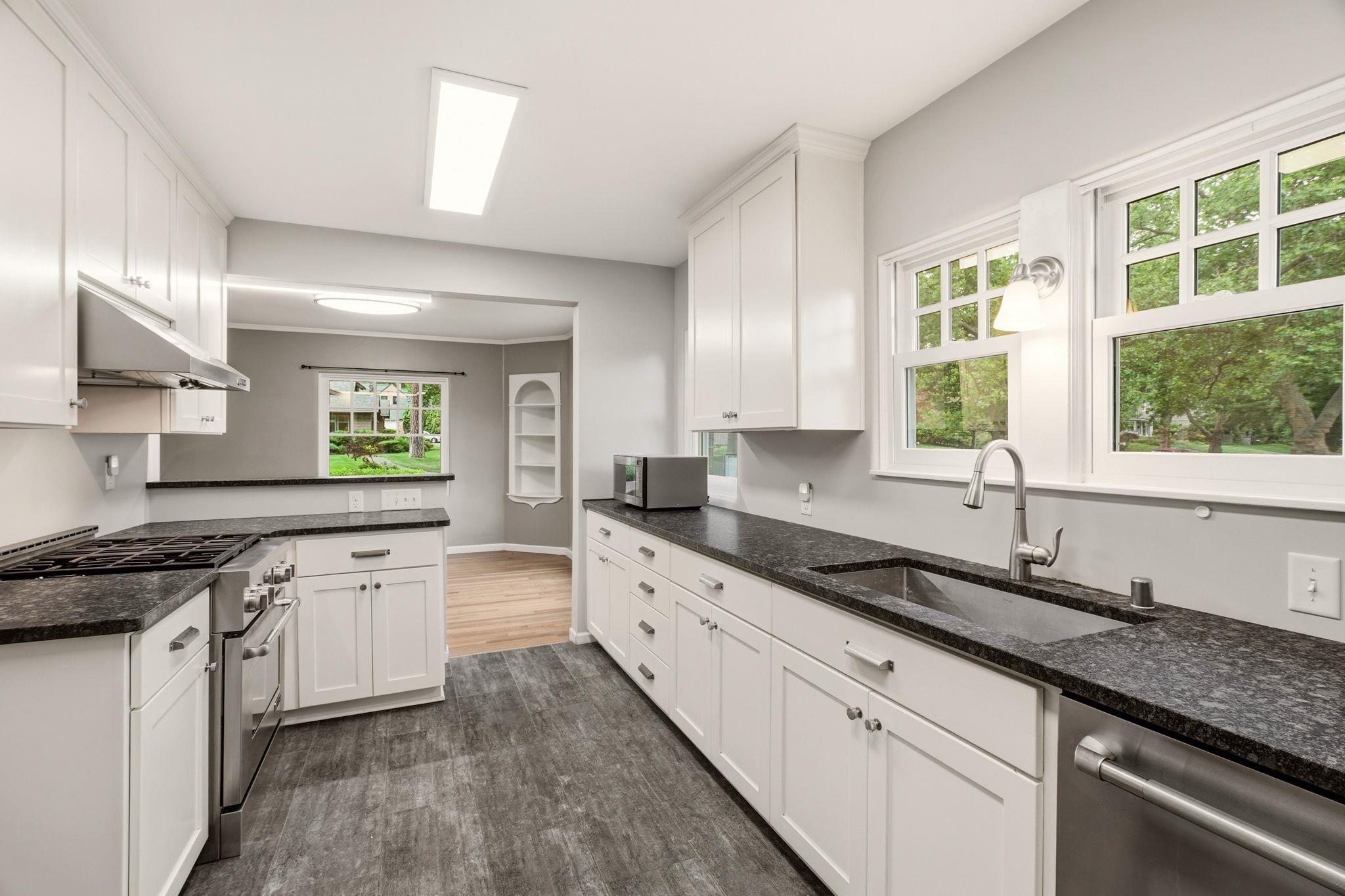 532 W 25th Ave - Photo 10