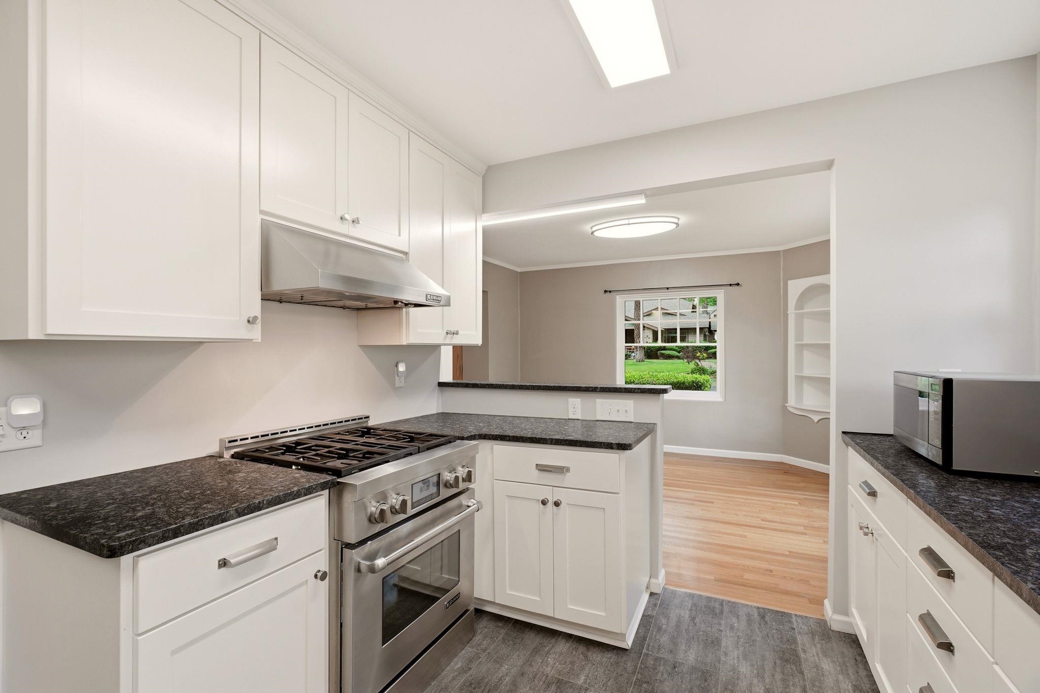 532 W 25th Ave - Photo 11