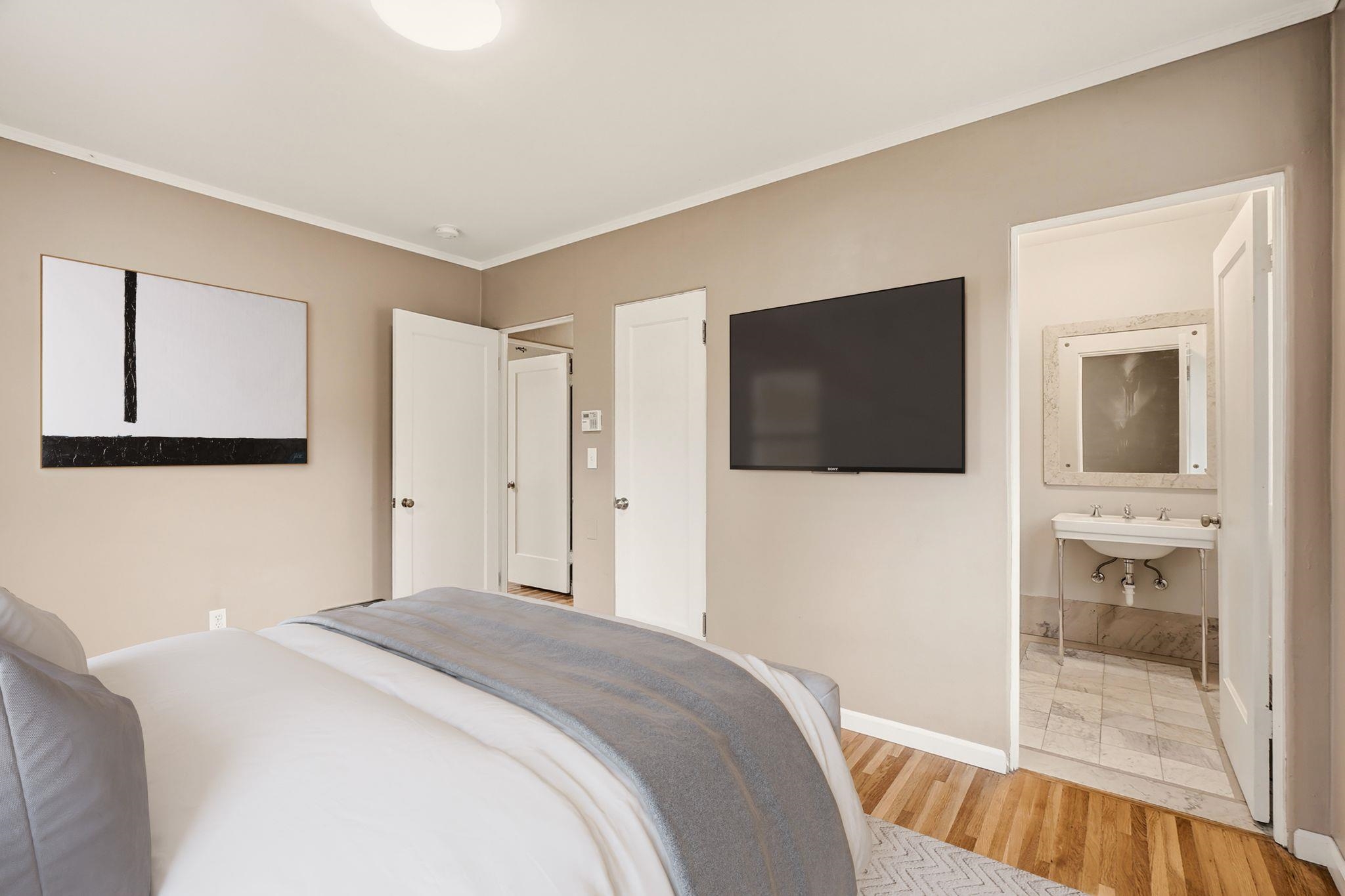 532 W 25th Ave - Photo 20
