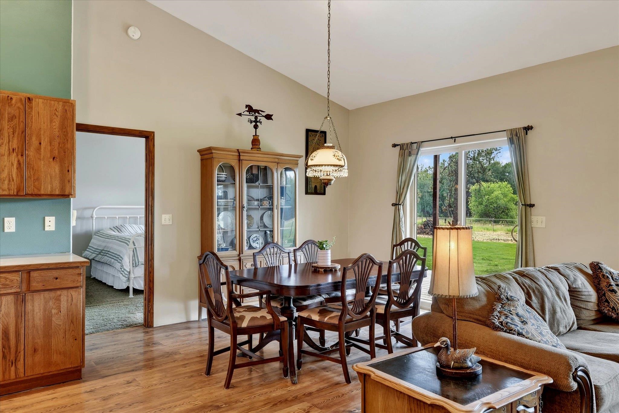 1329 W Paradise Rd - Photo 11