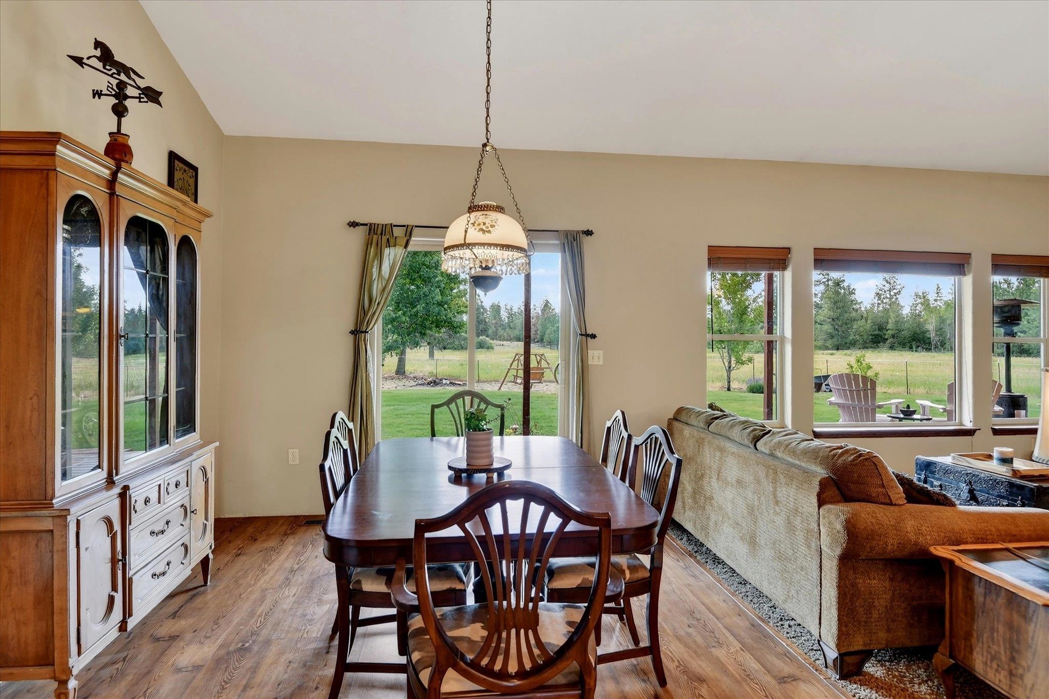 1329 W Paradise Rd - Photo 10