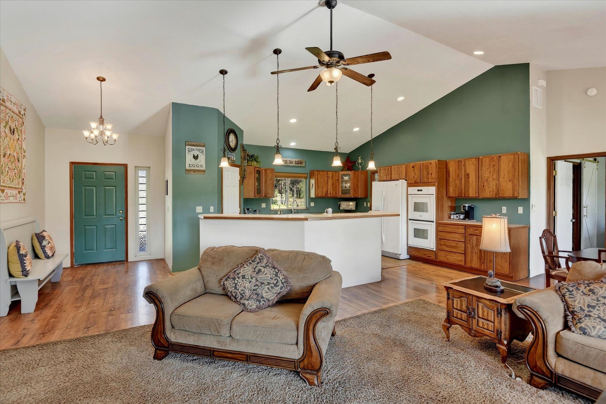 1329 W Paradise Rd - Photo 5