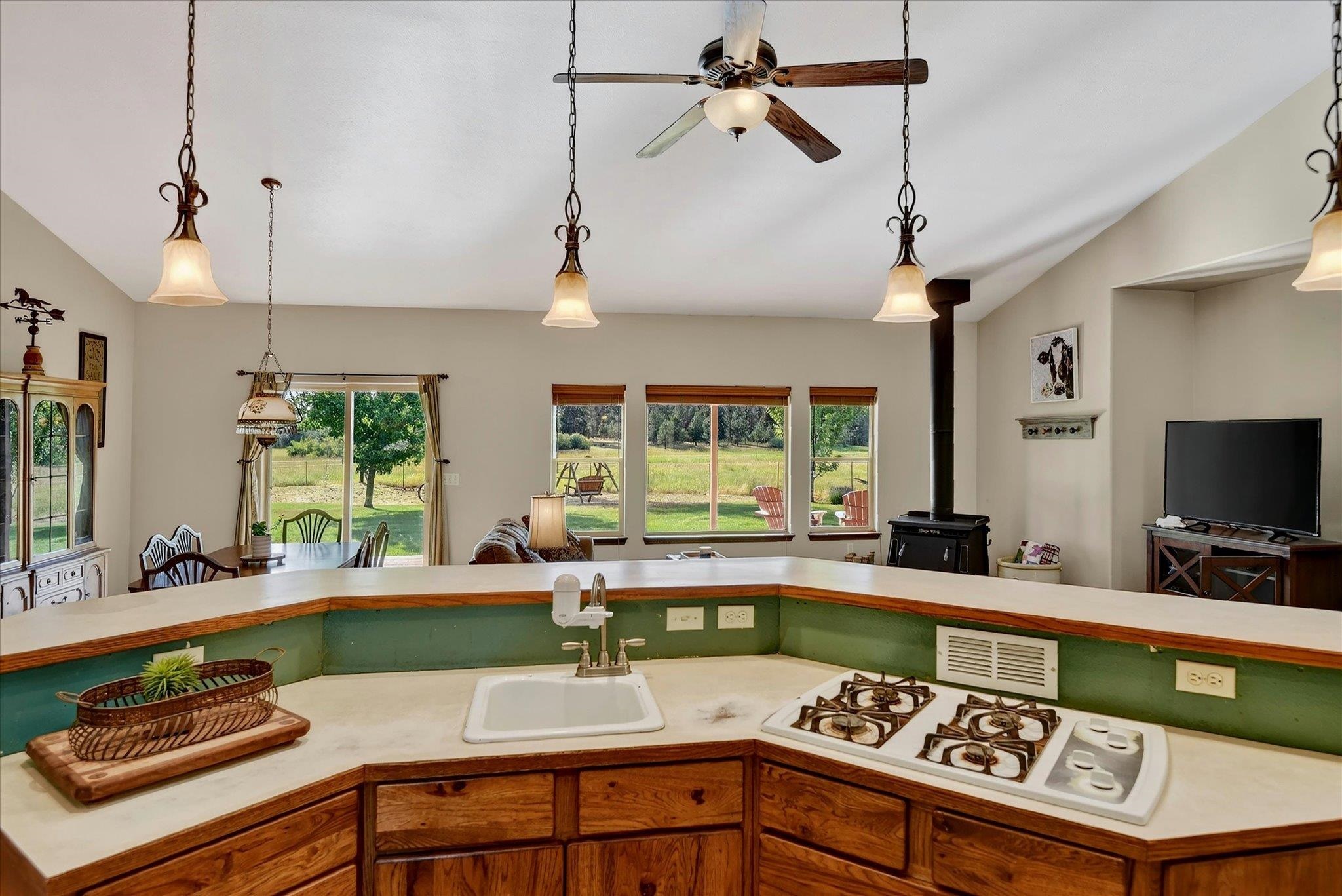 1329 W Paradise Rd - Photo 18
