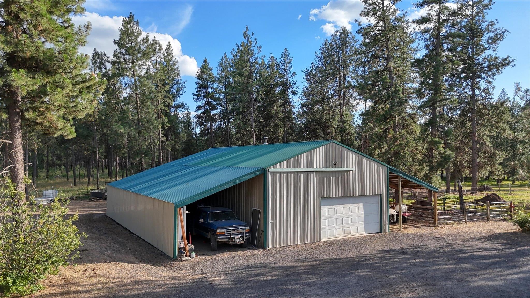 1329 W Paradise Rd - Photo 3