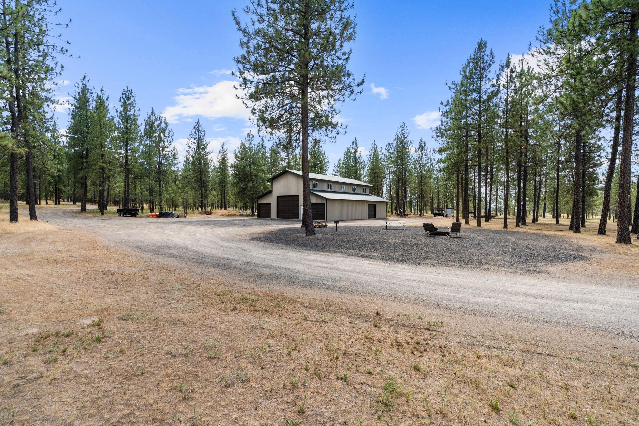 21413 W South Bank Rd - Photo 32