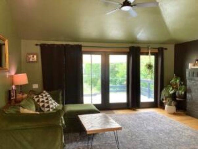 750 S Larch St - Photo 13