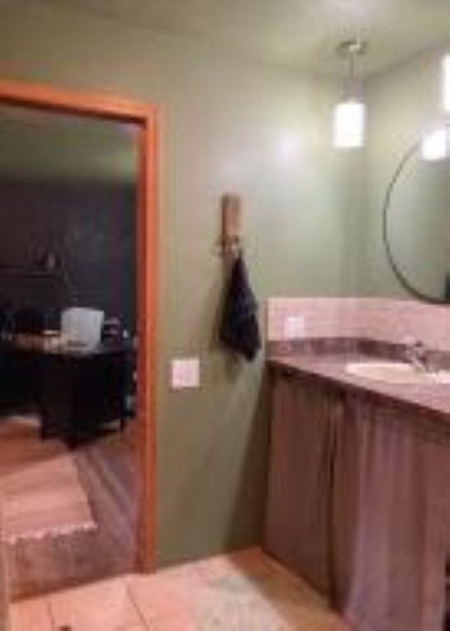 750 S Larch St - Photo 36