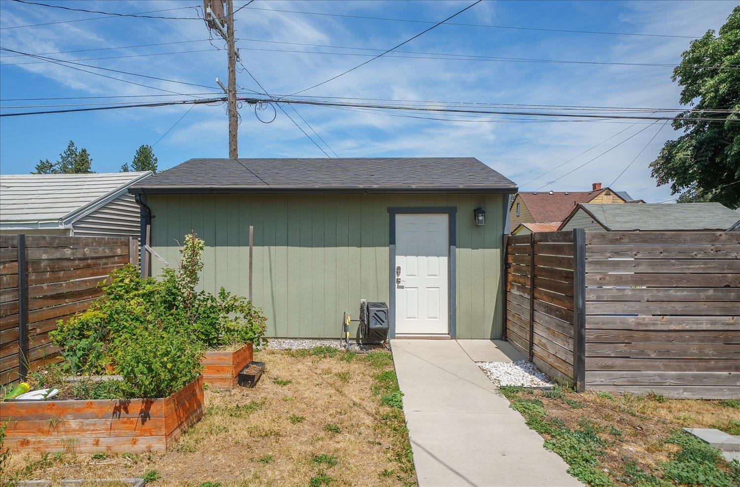 915 E Crown Ave - Photo 20