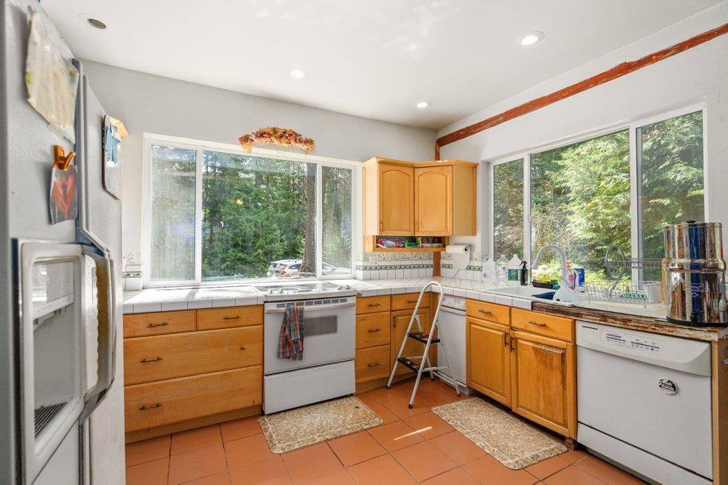 652 Penny Ln - Photo 11