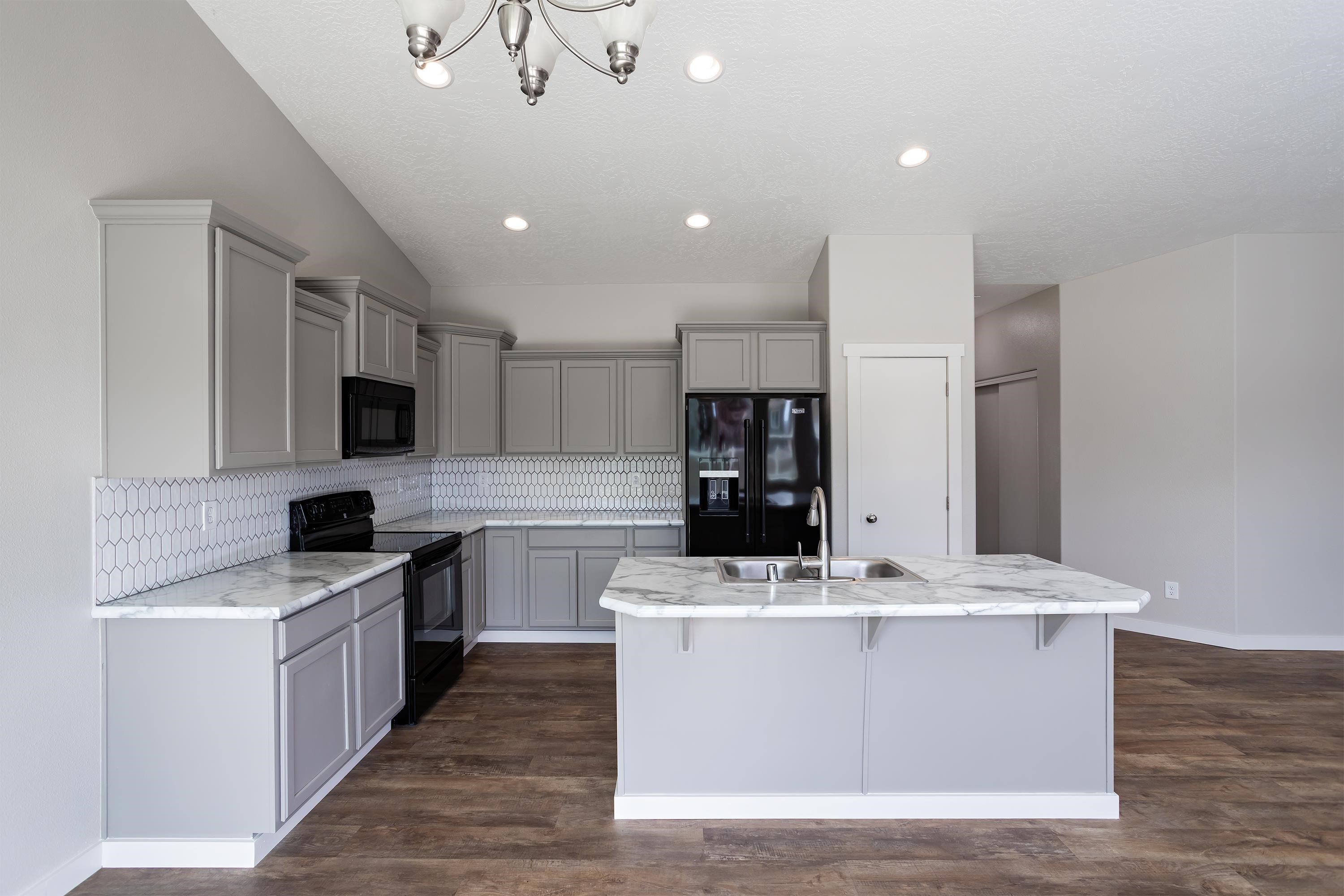 1815 W Jay Ave - Photo 3