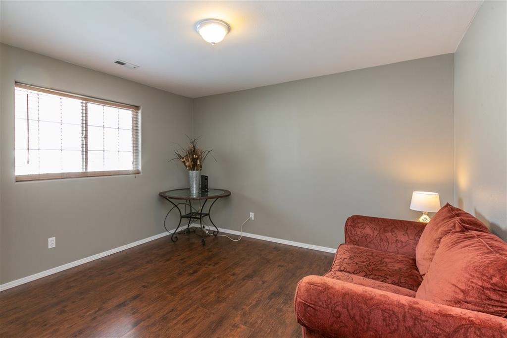 11202 E 17th Ave - Photo 14