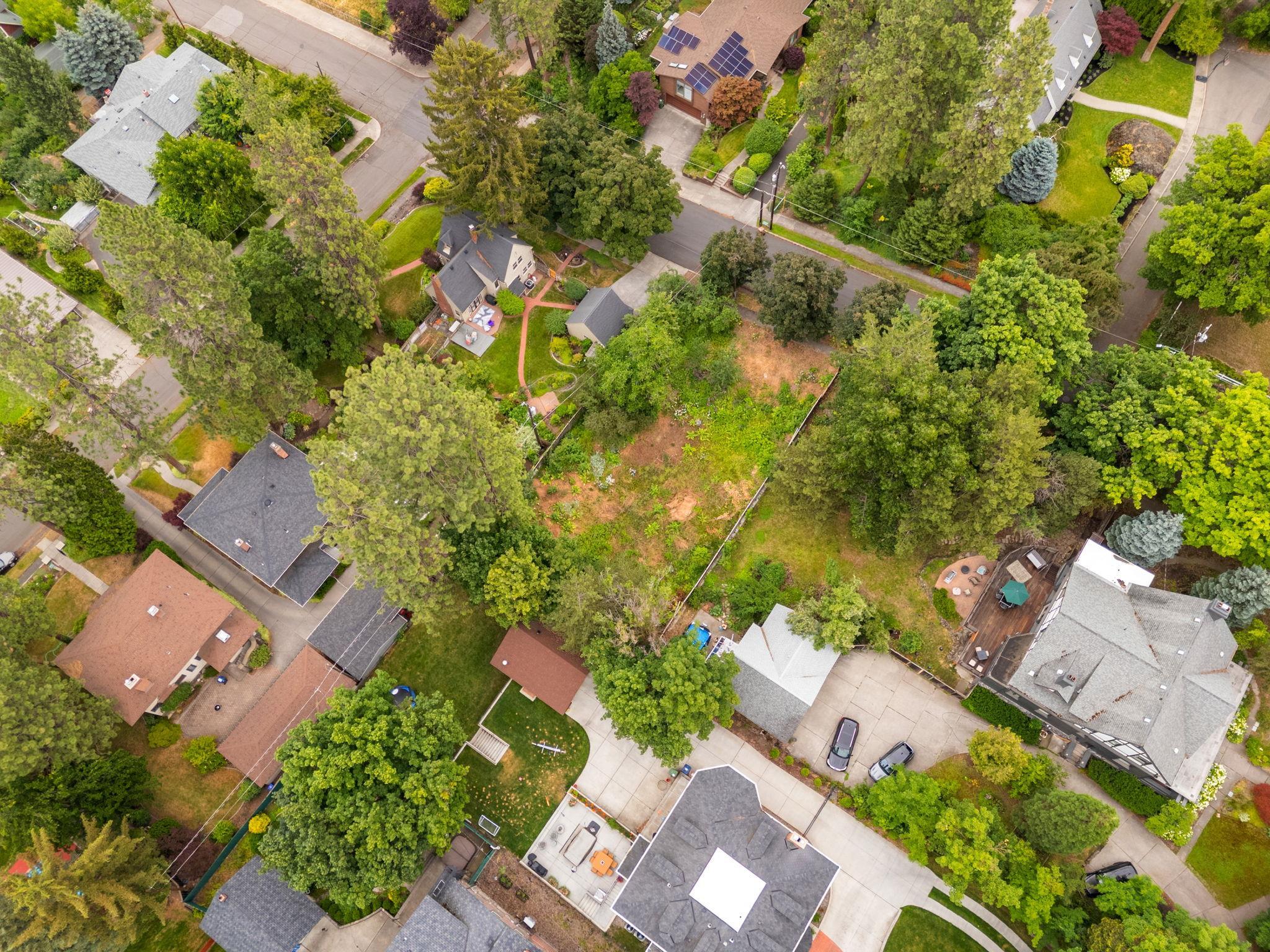 1220 S Sheridan St - Photo 3