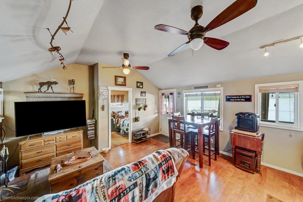 22807 E Park Beach Rd - Photo 12