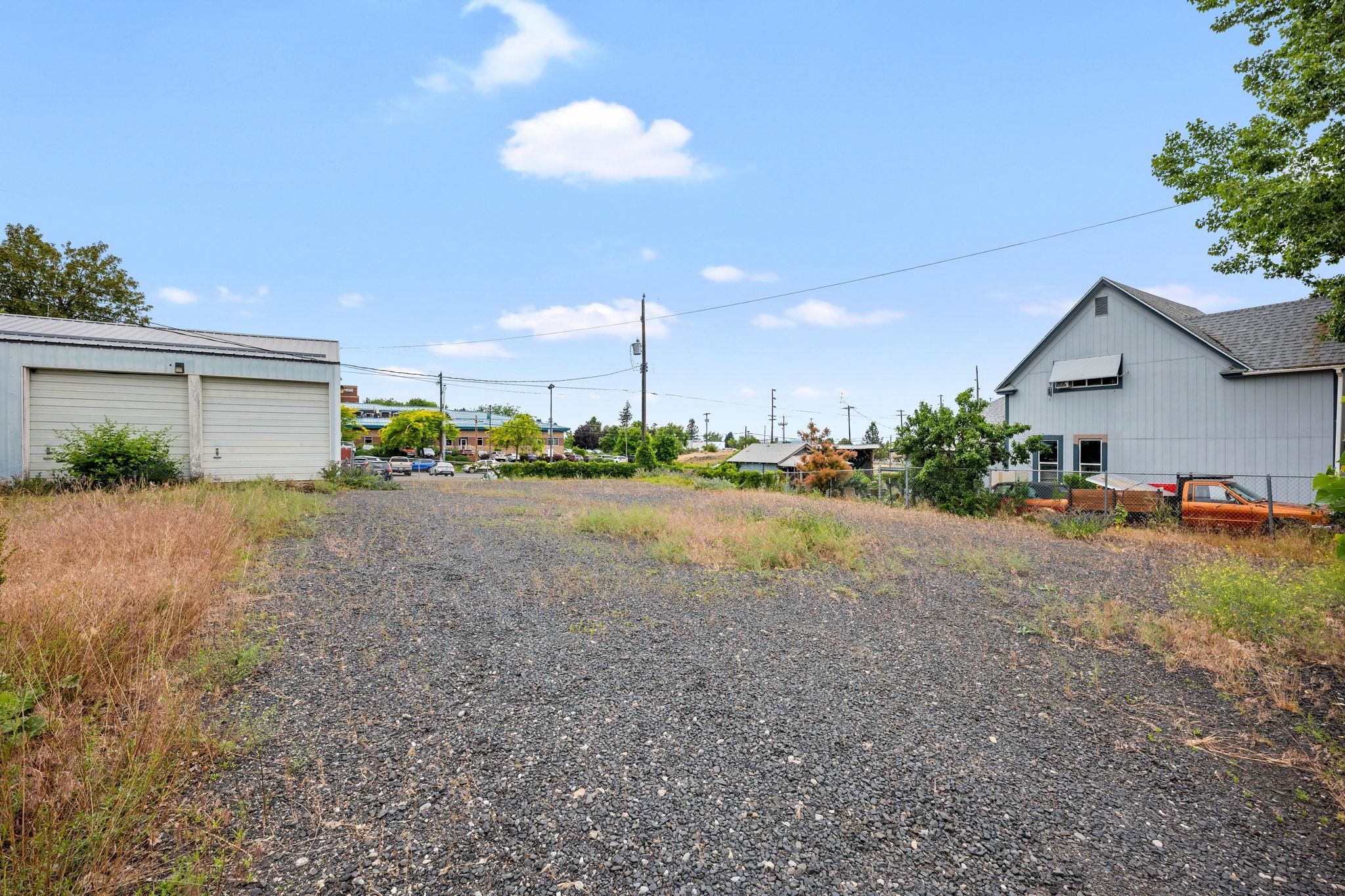 608 S Hatch St - Photo 17