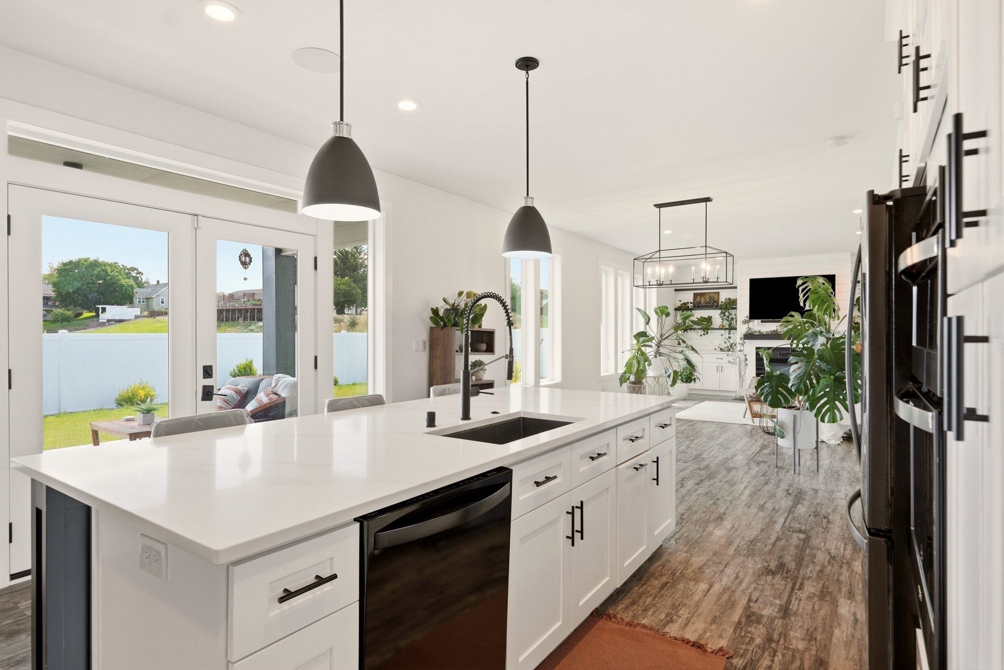 4518 N DALE Ln - Photo 16