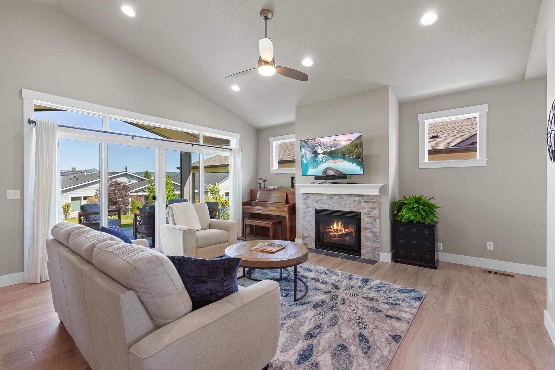 2671 N HETON Ln - Photo 6