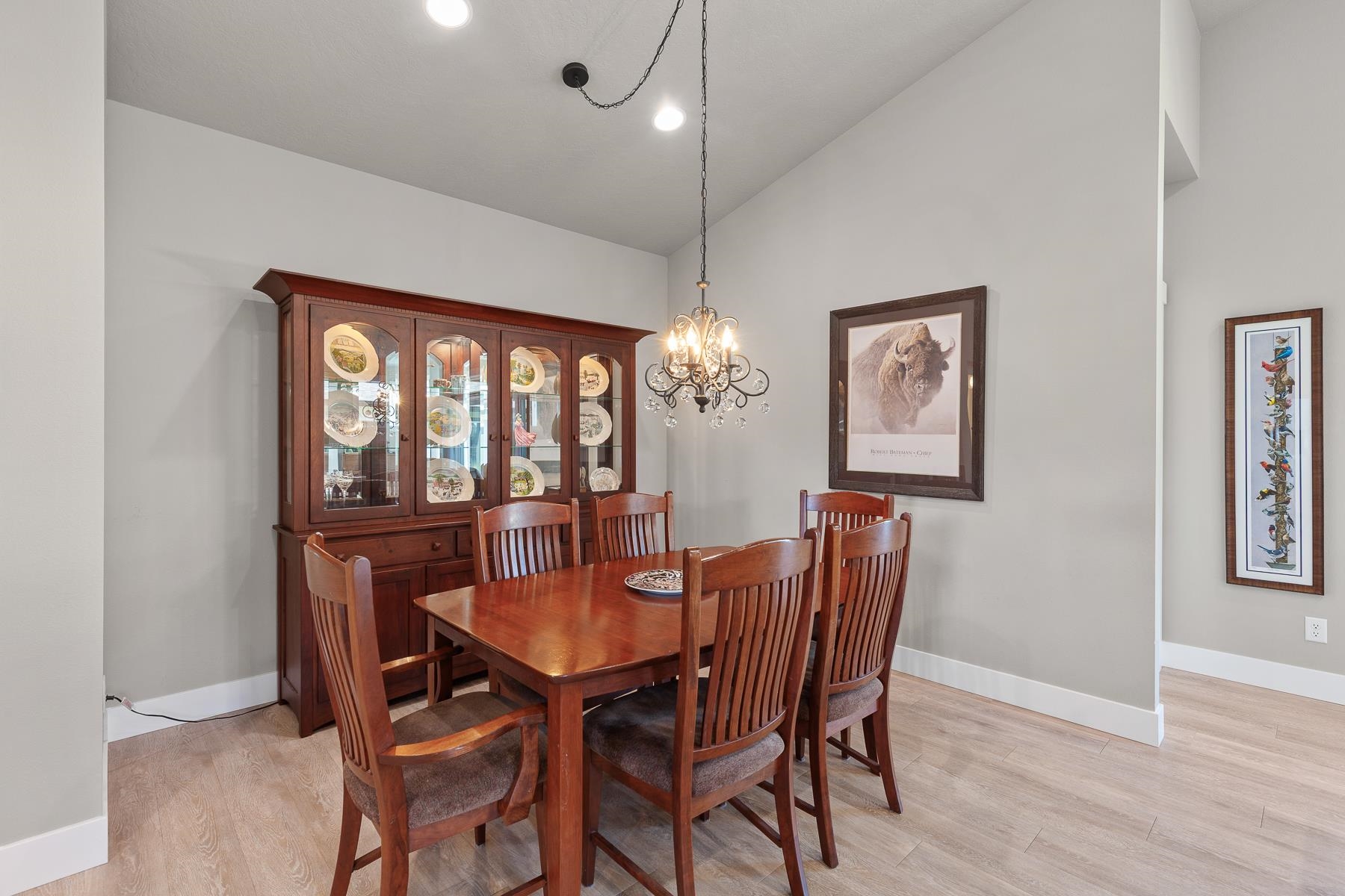 2671 N HETON Ln - Photo 9