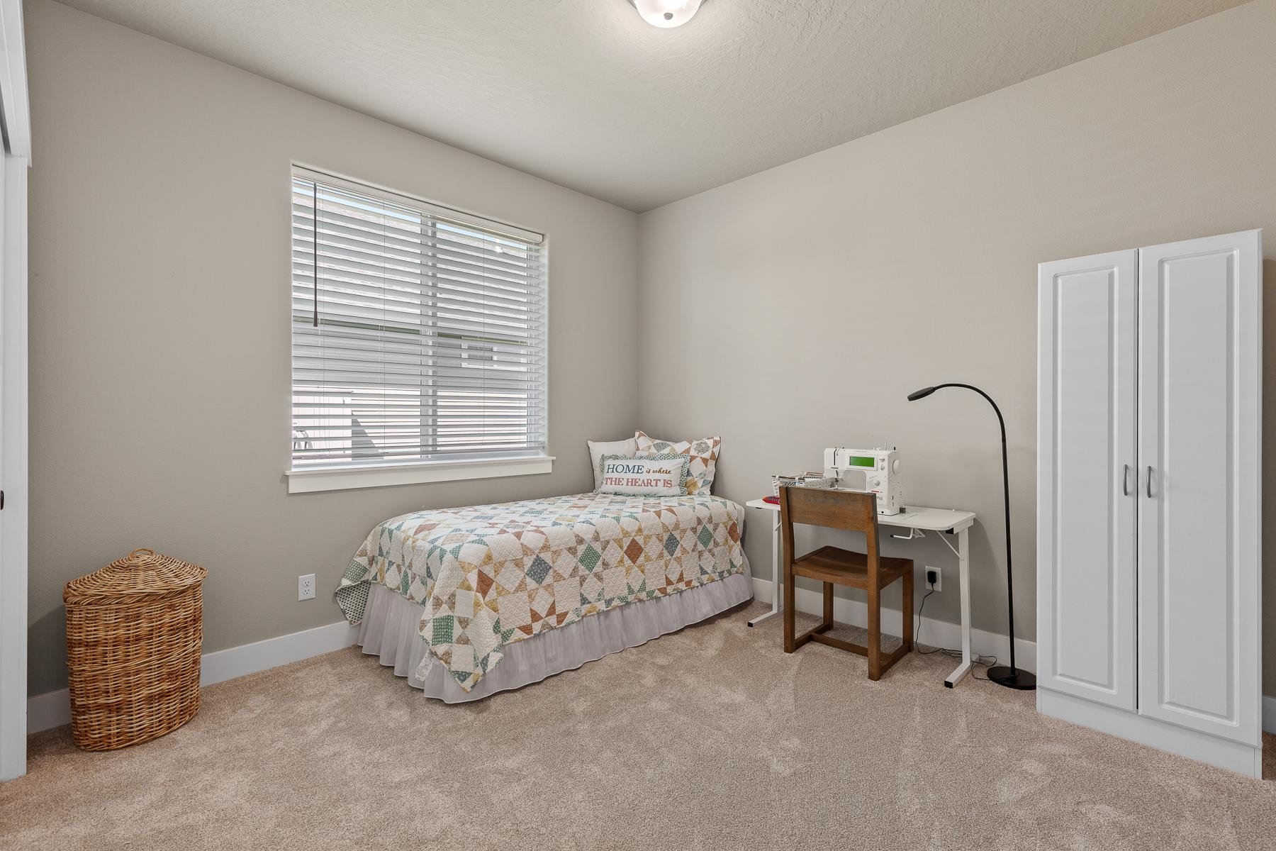 2671 N HETON Ln - Photo 20