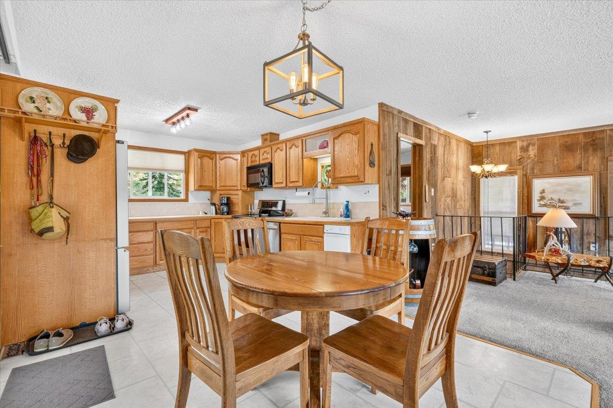 42049 Porcupine Bay N Rd - Photo 10