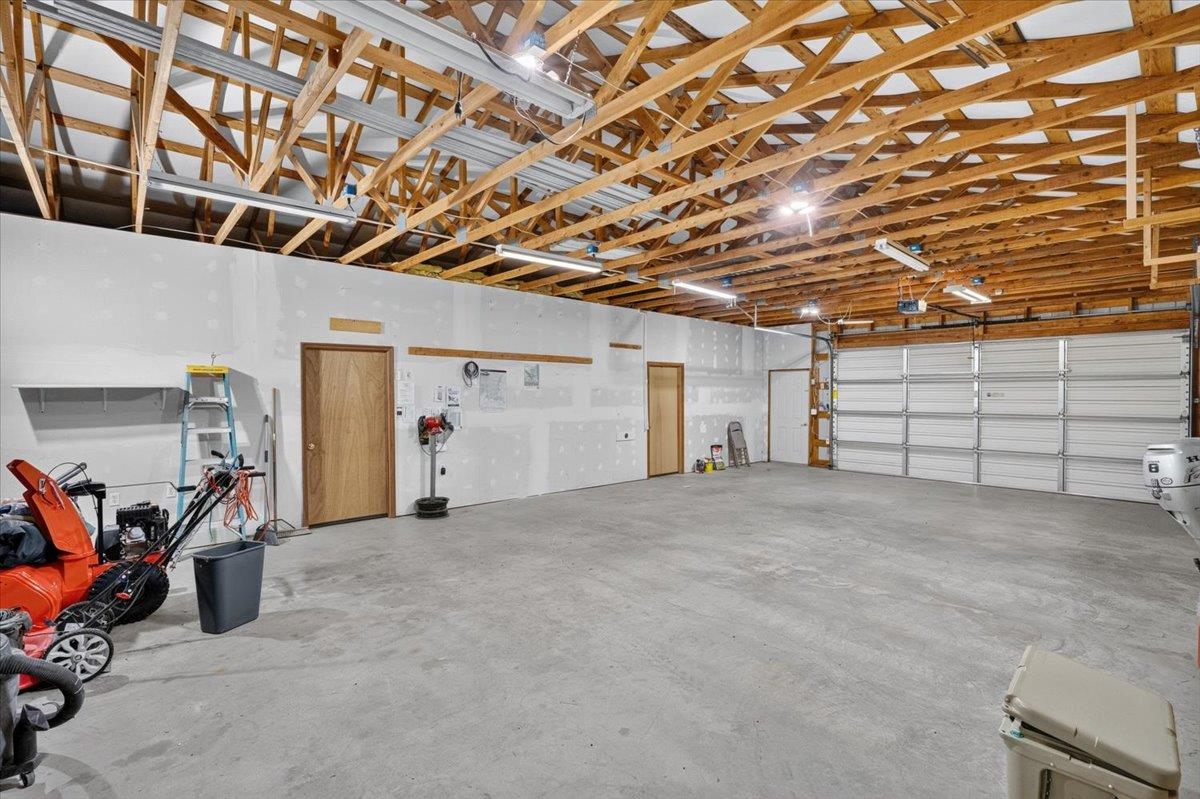 42049 Porcupine Bay N Rd - Photo 24