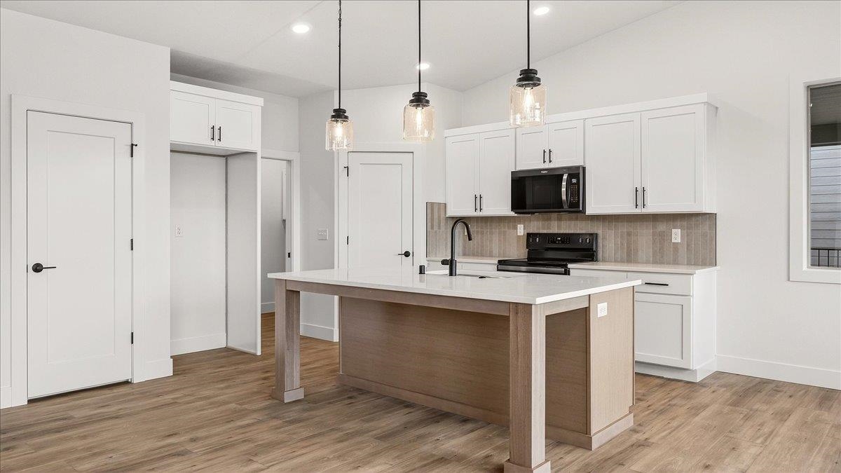 16767 N Wellington Rd - Photo 8
