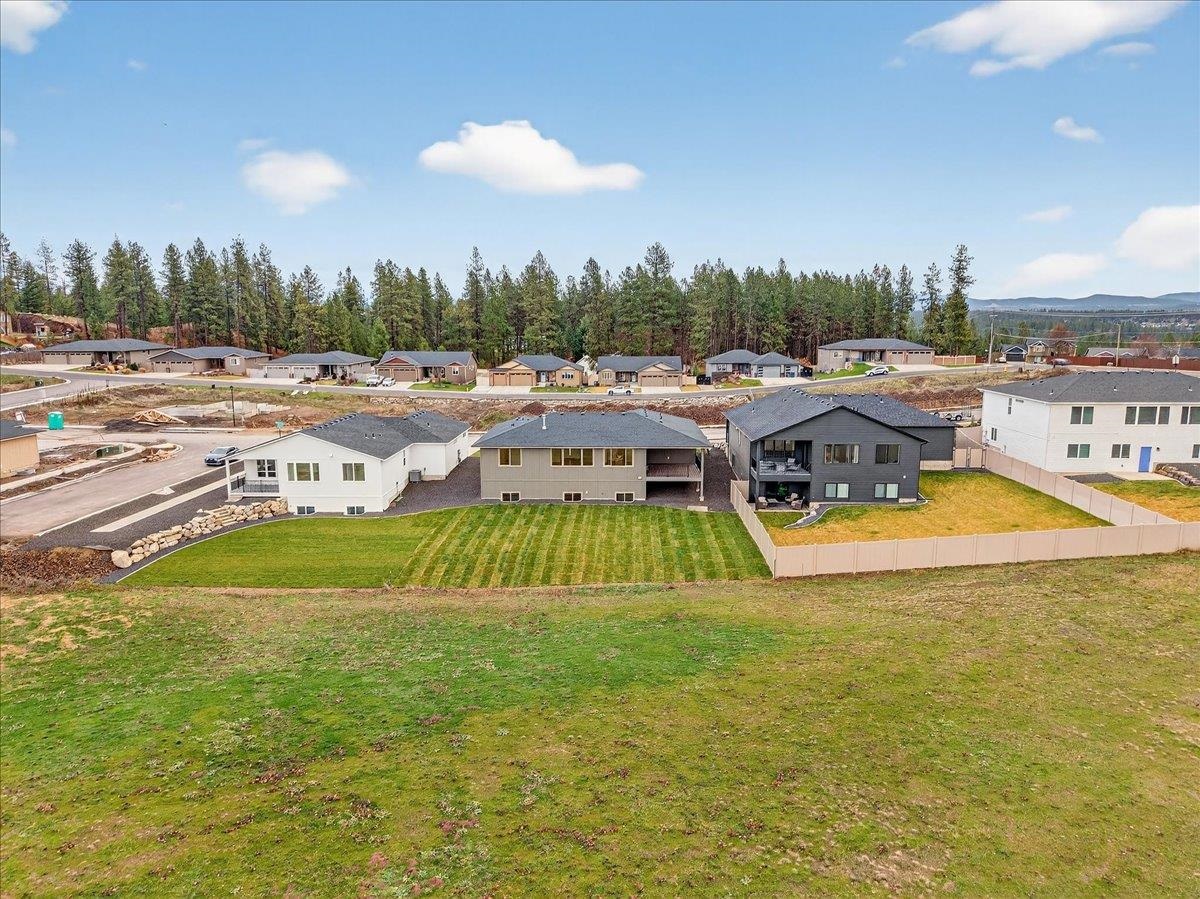 16767 N Wellington Rd - Photo 46