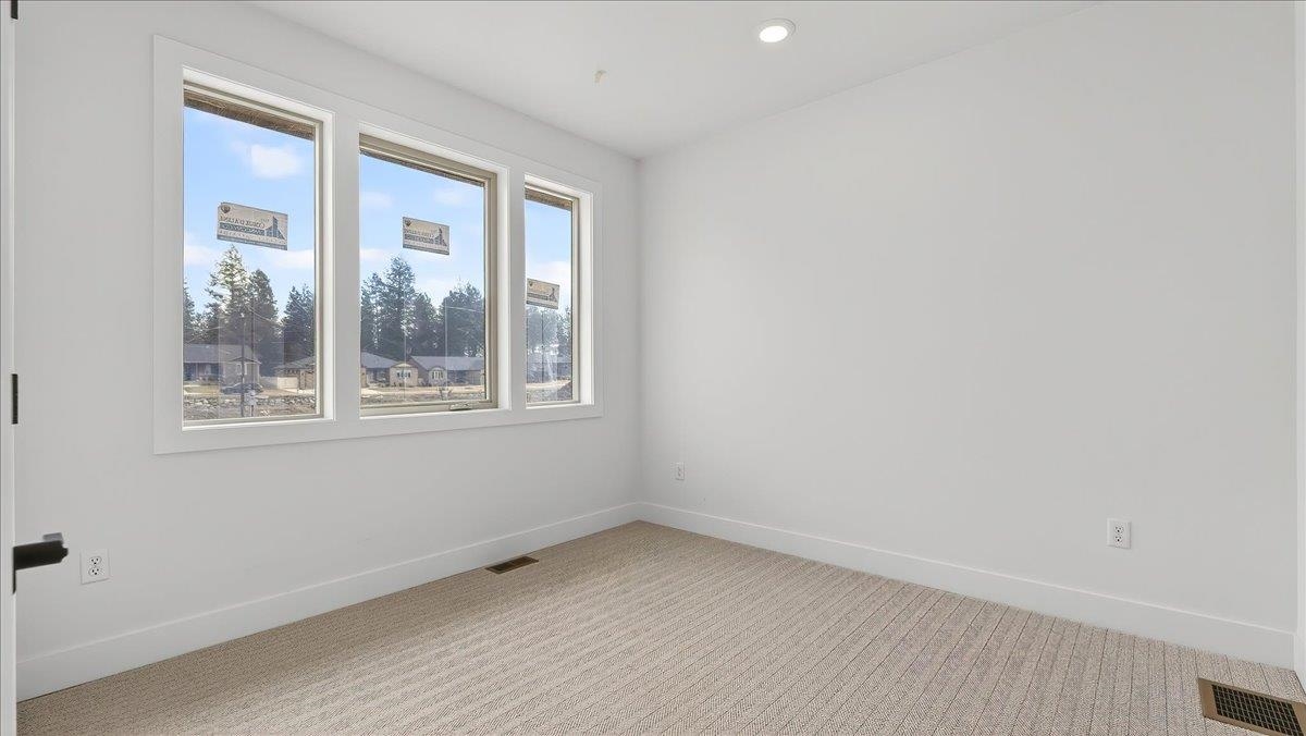 16803 N Wellington Rd - Photo 19