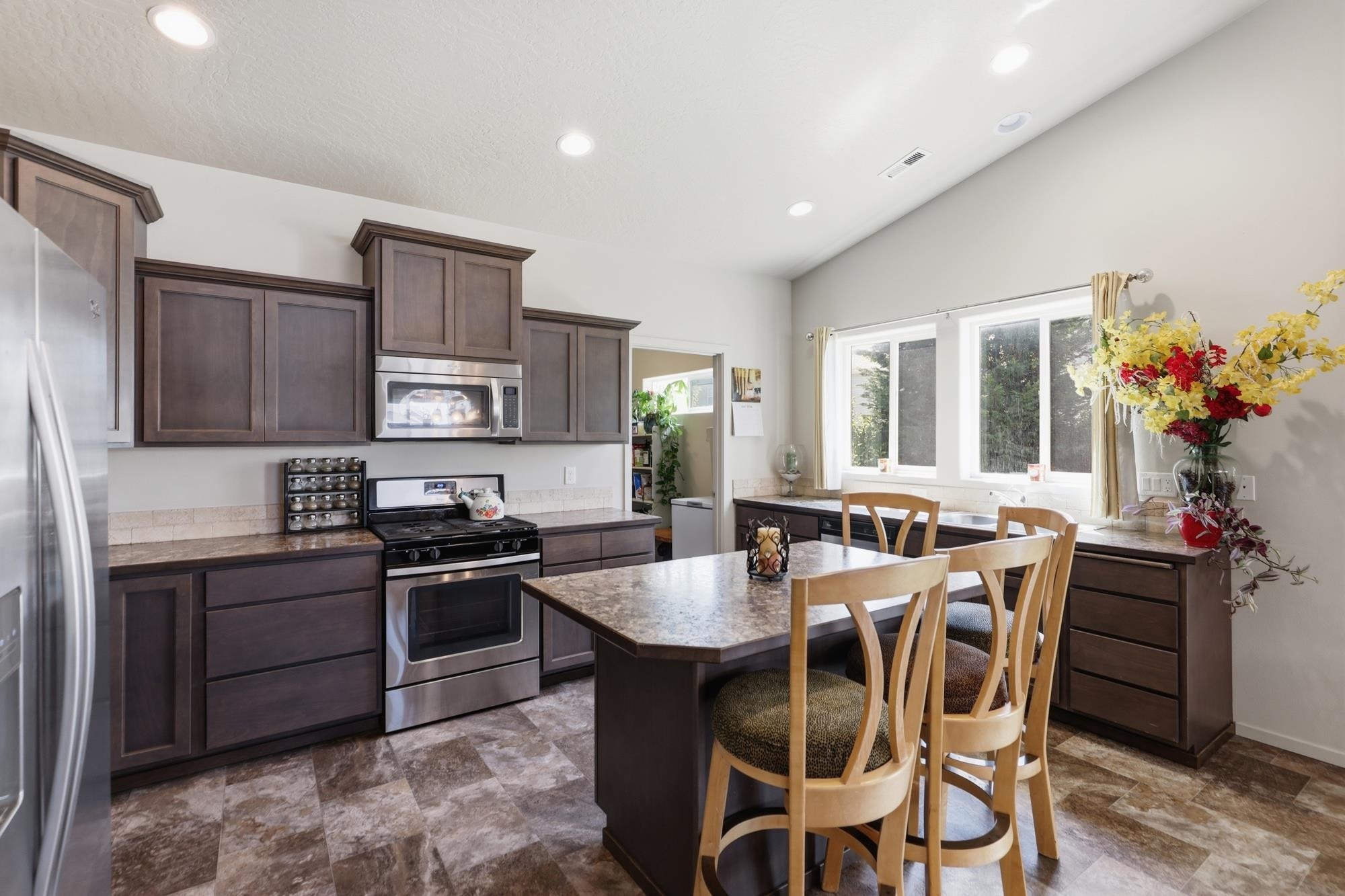 12827 W 3rd Ave - Photo 8