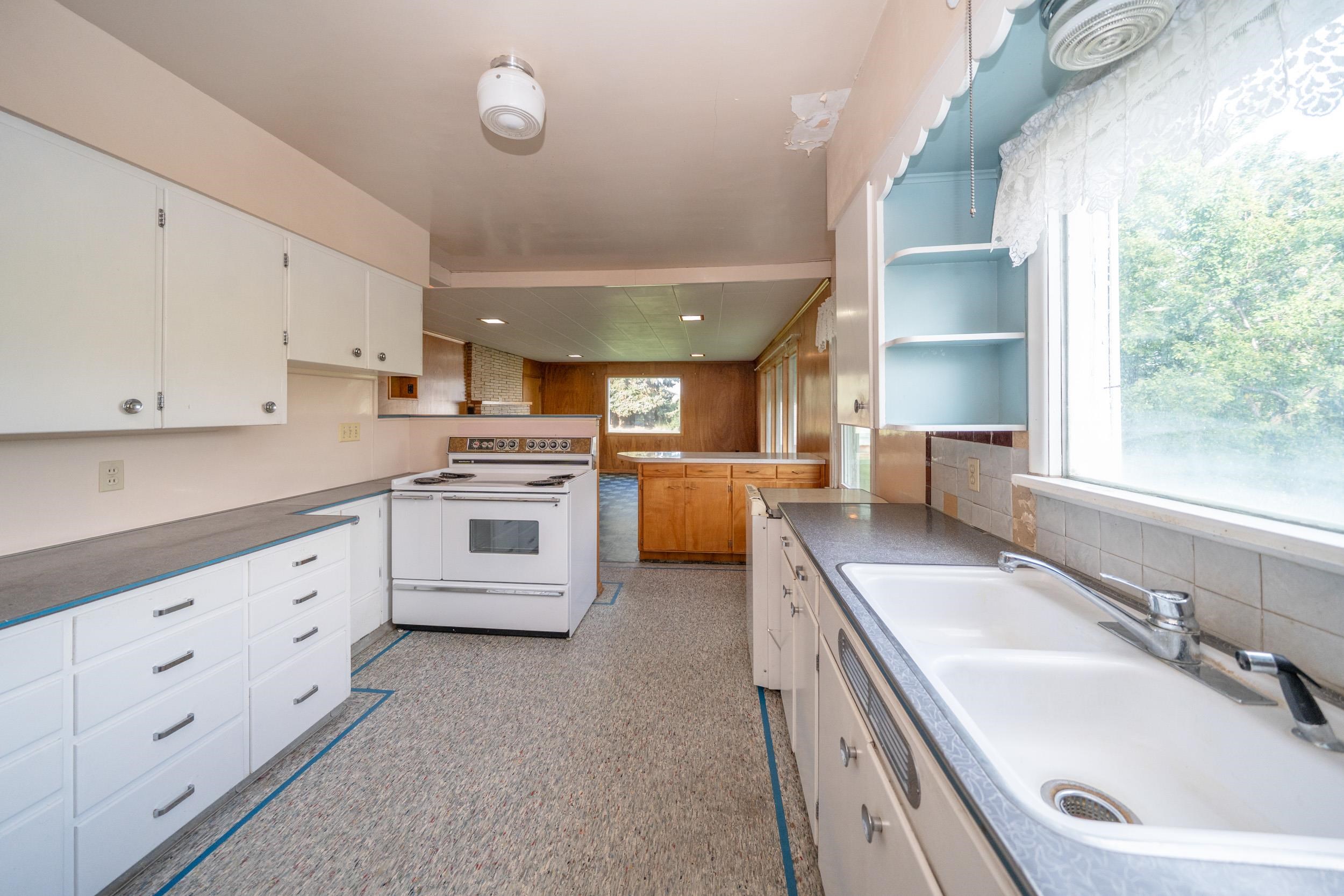 209 S Mcneil Ave - Photo 3