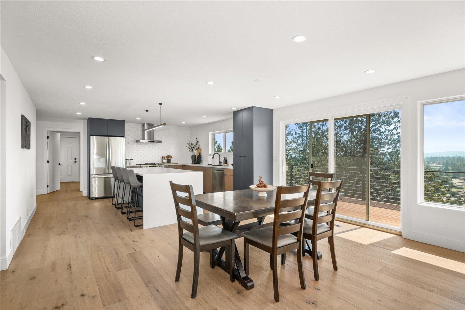 8312 N Northview Rd - Photo 11