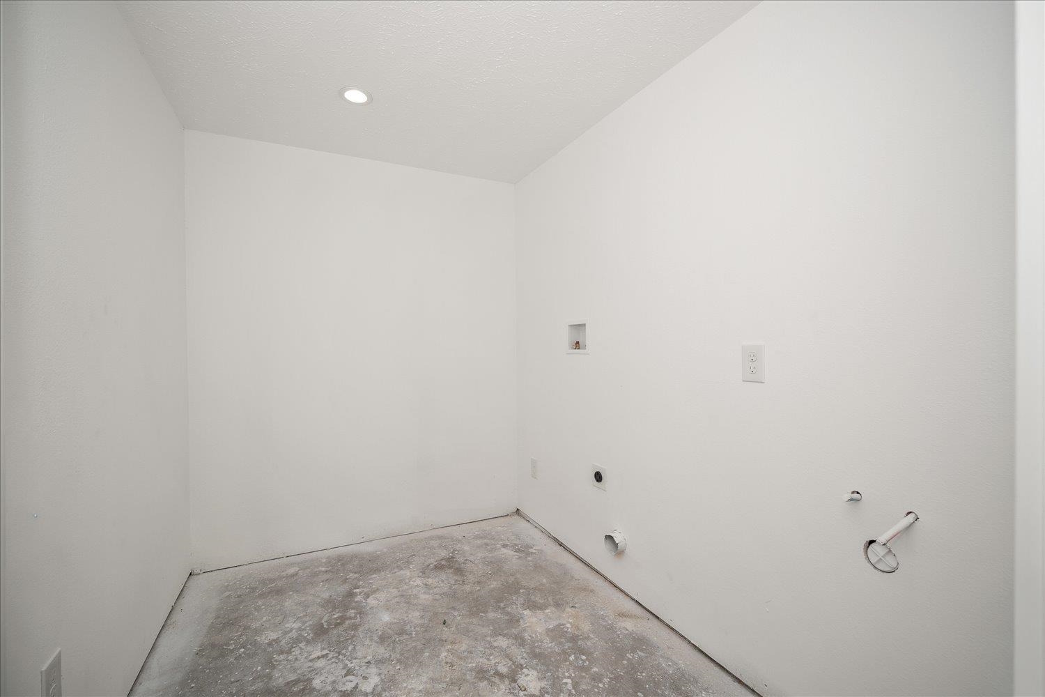 8312 N Northview Rd - Photo 34