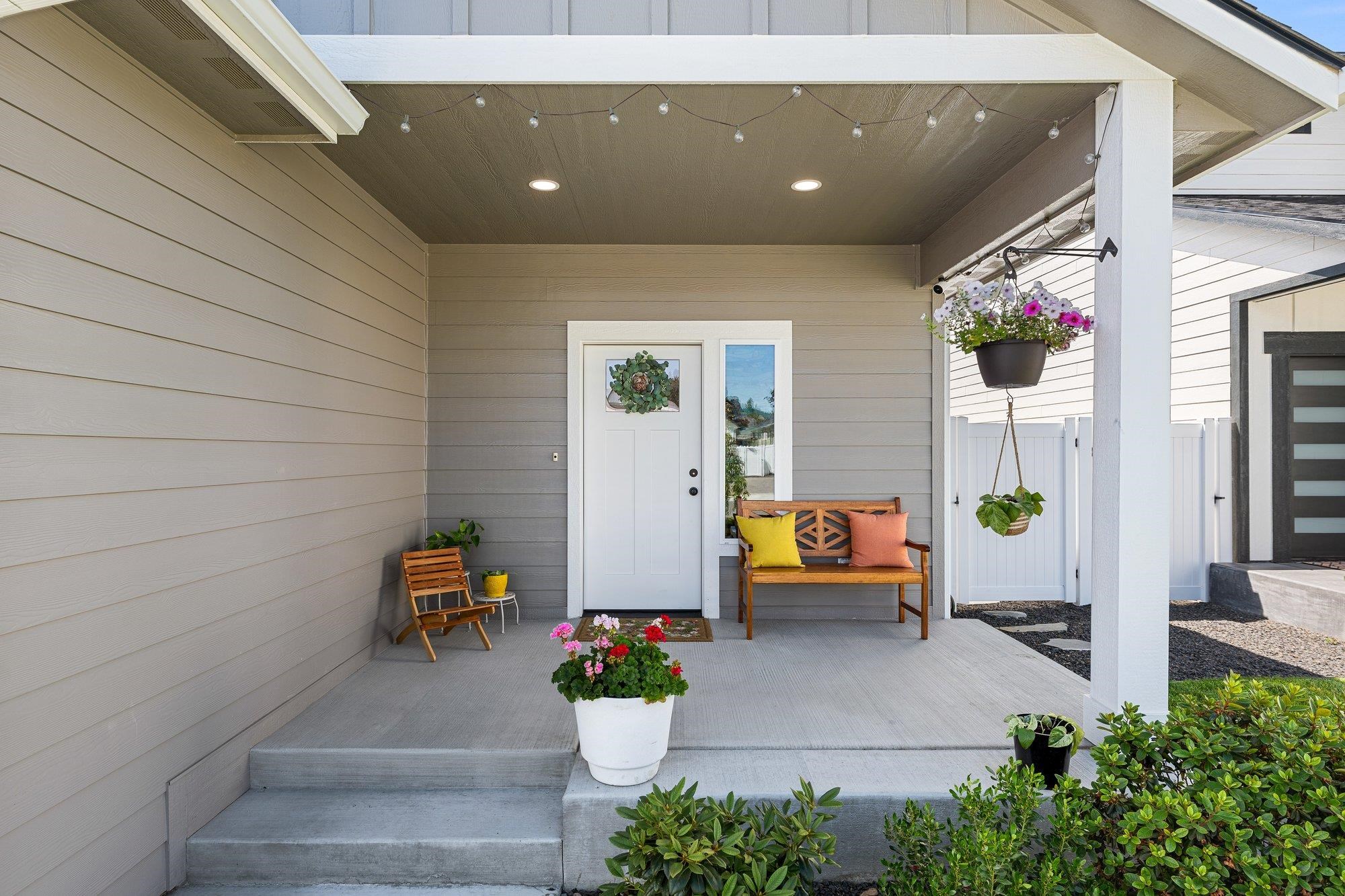 16814 E Baldwin Ave - Photo 3