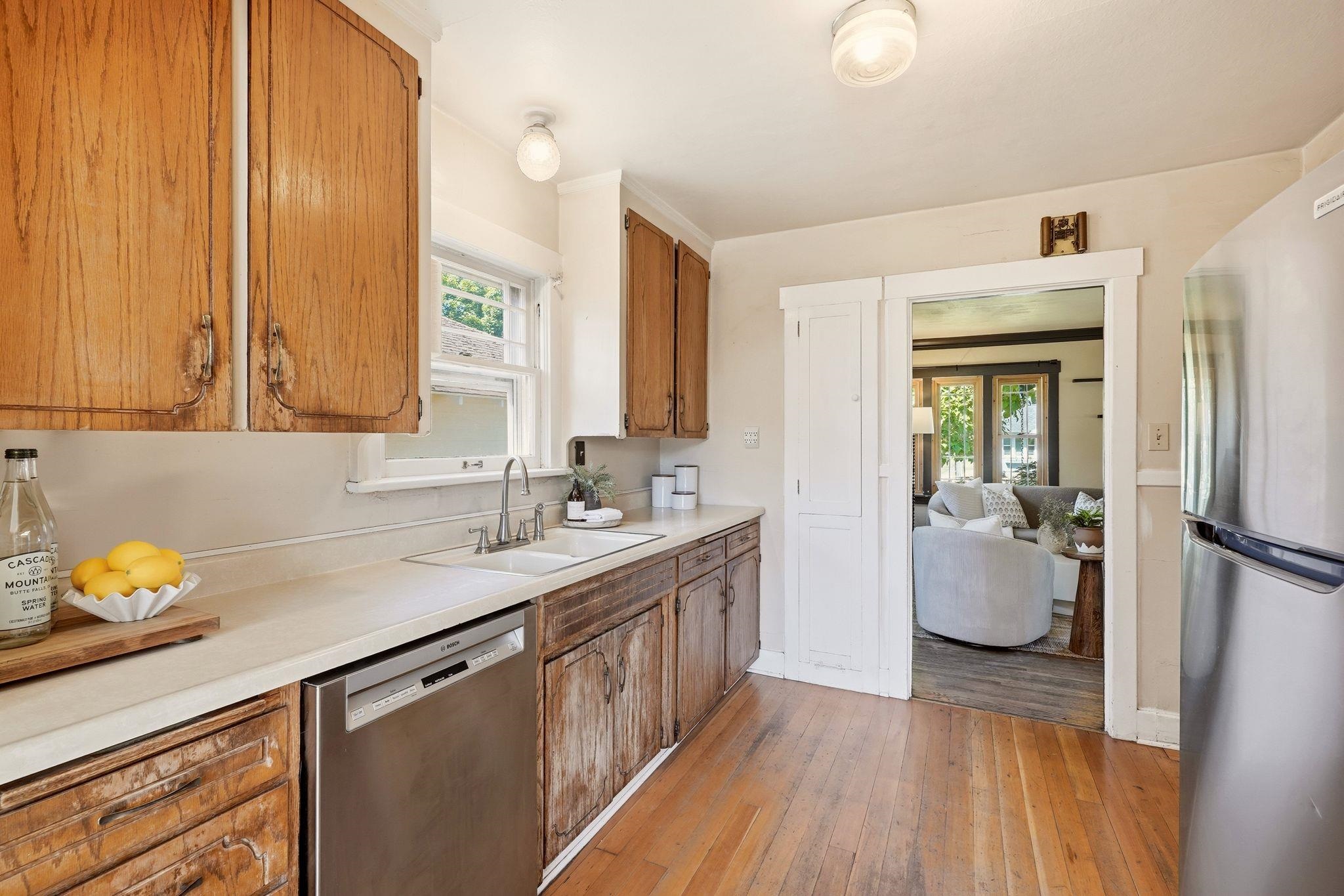 3818 N E St - Photo 13