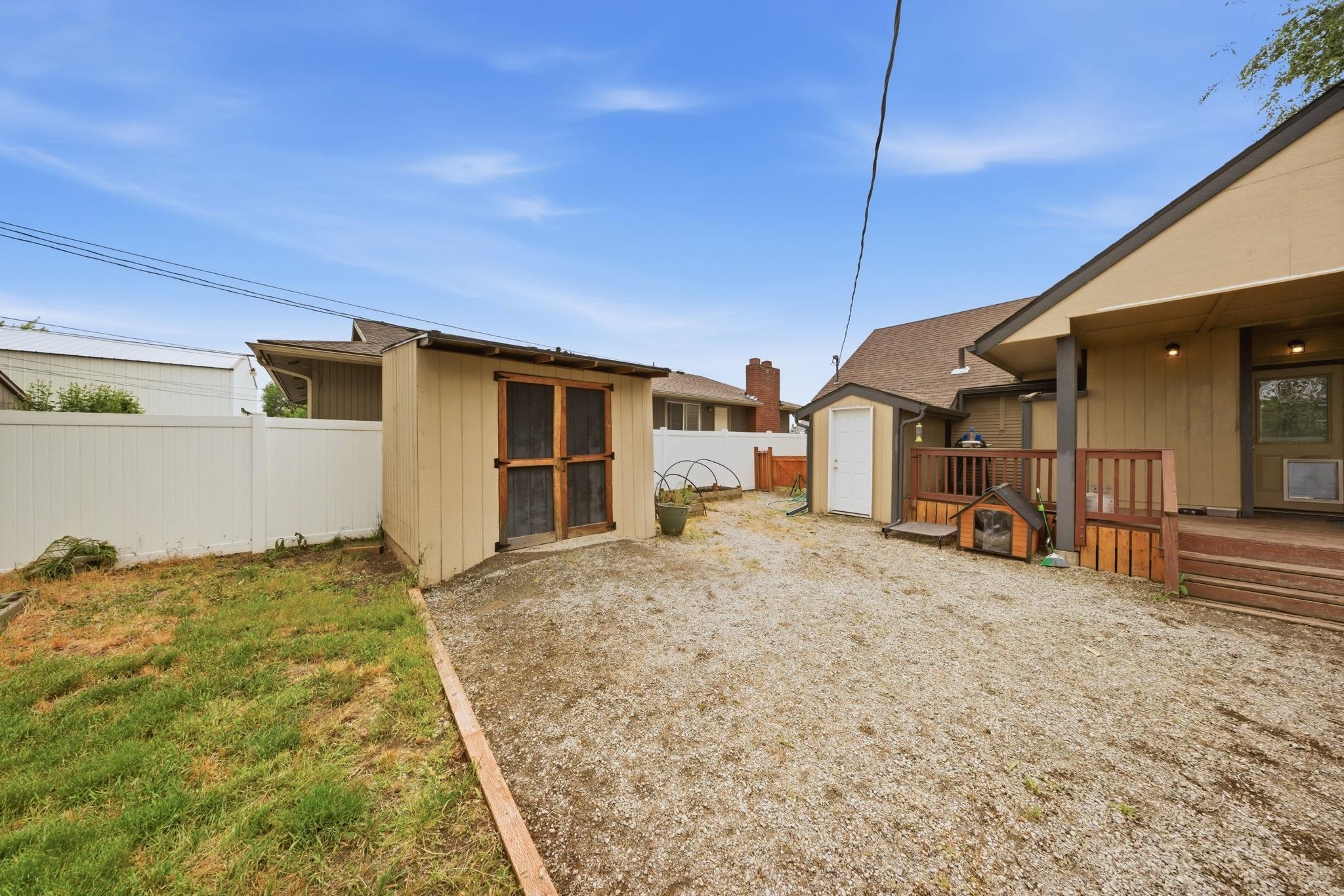 2211 E CENTRAL Ave - Photo 23