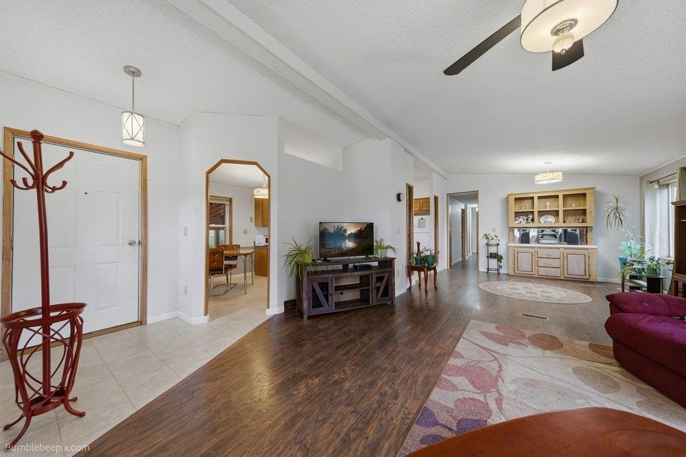 3004 E Fort Sumter Ln - Photo 2