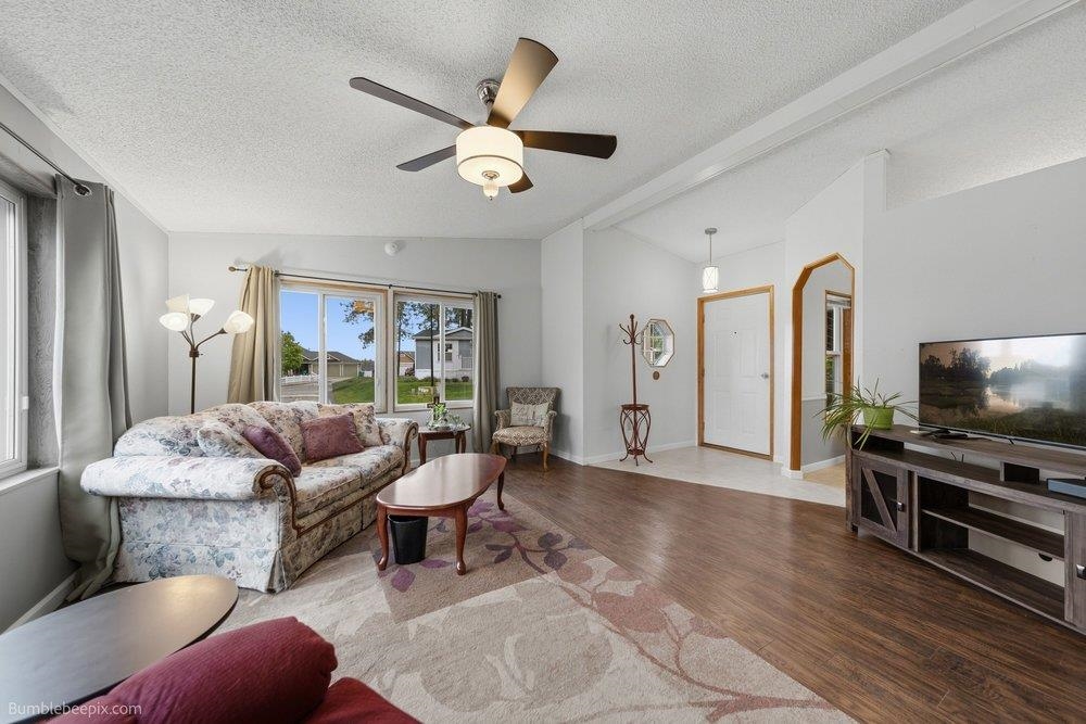 3004 E Fort Sumter Ln - Photo 3