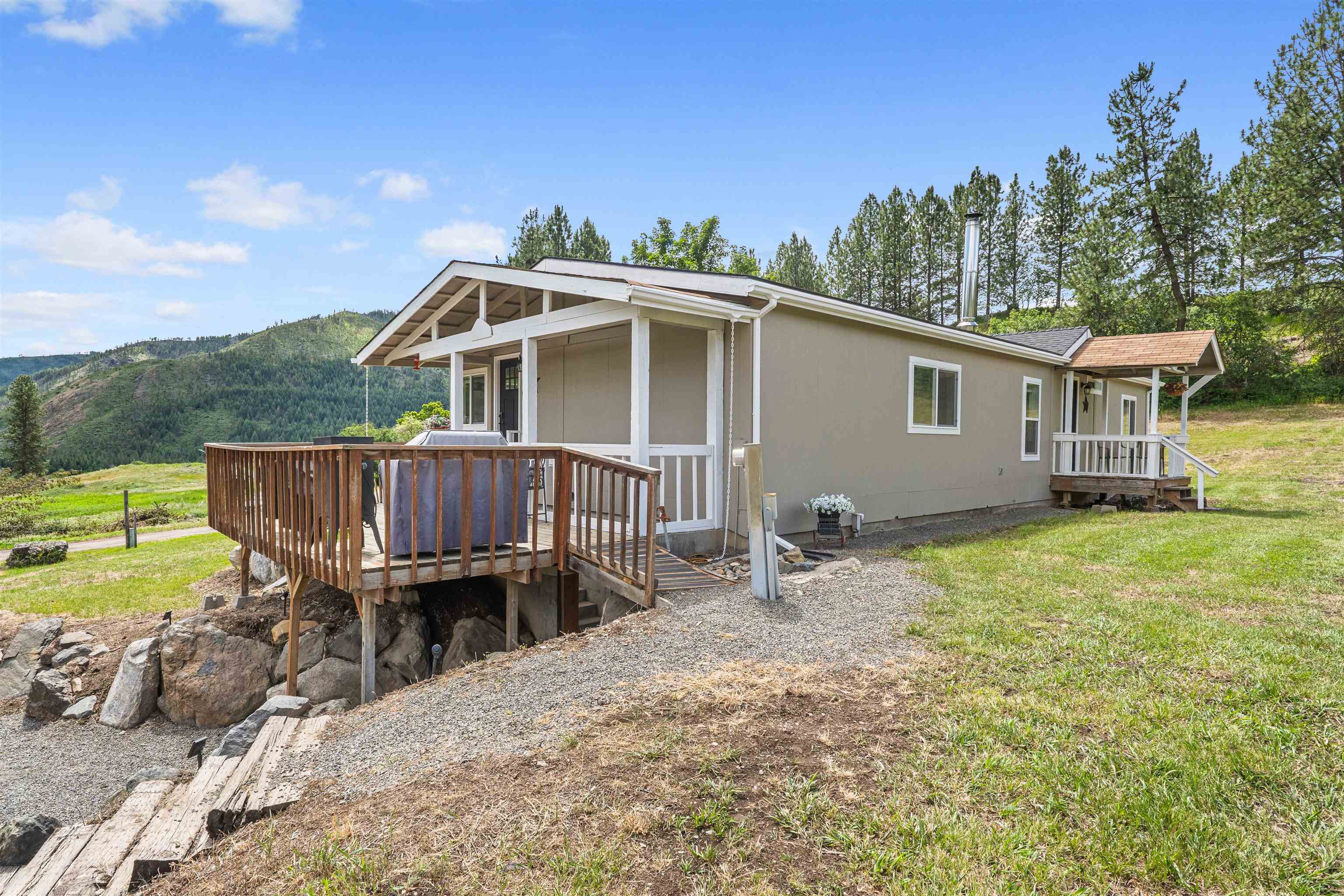 4562 Lessig Rd - Photo 3