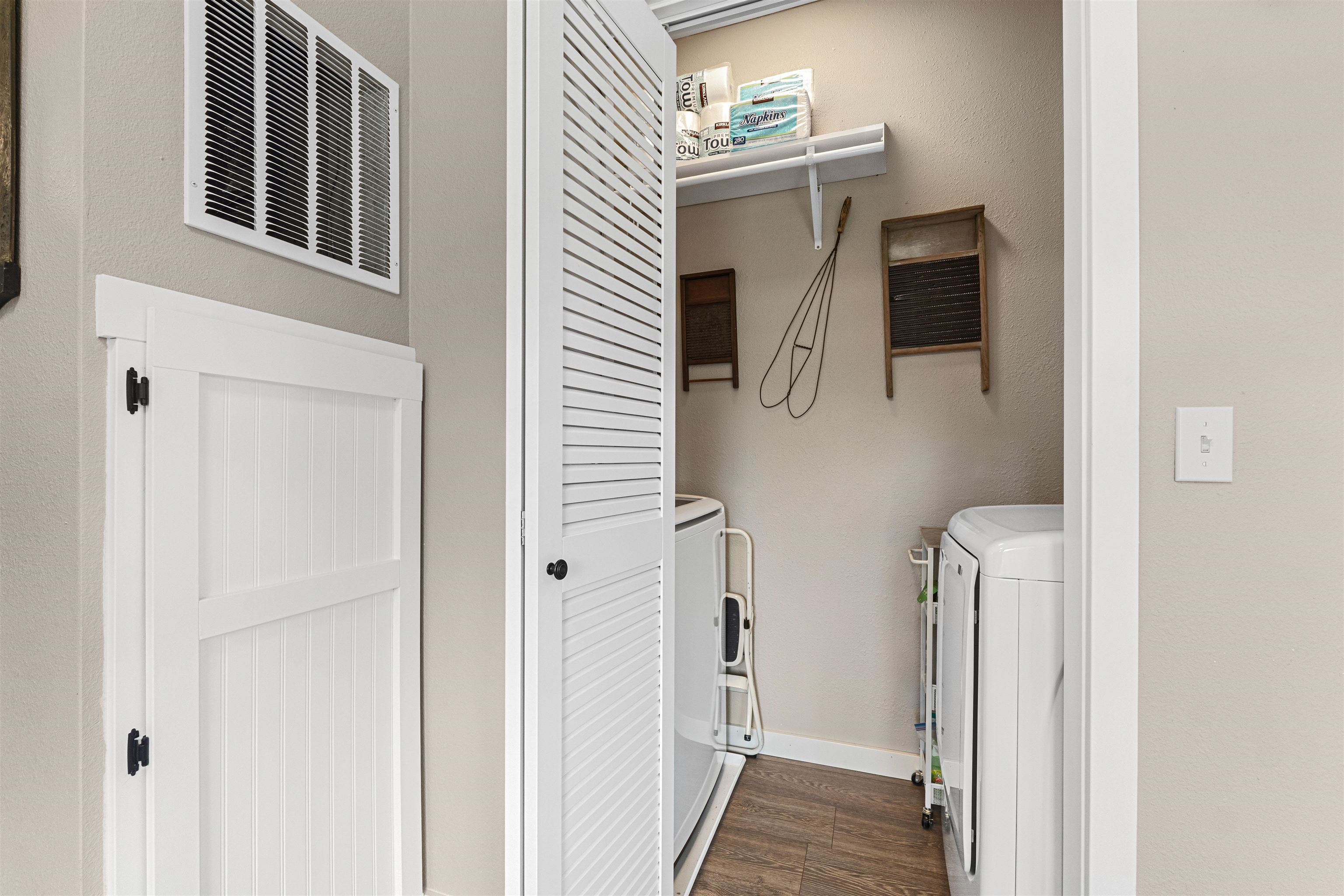 4562 Lessig Rd - Photo 8