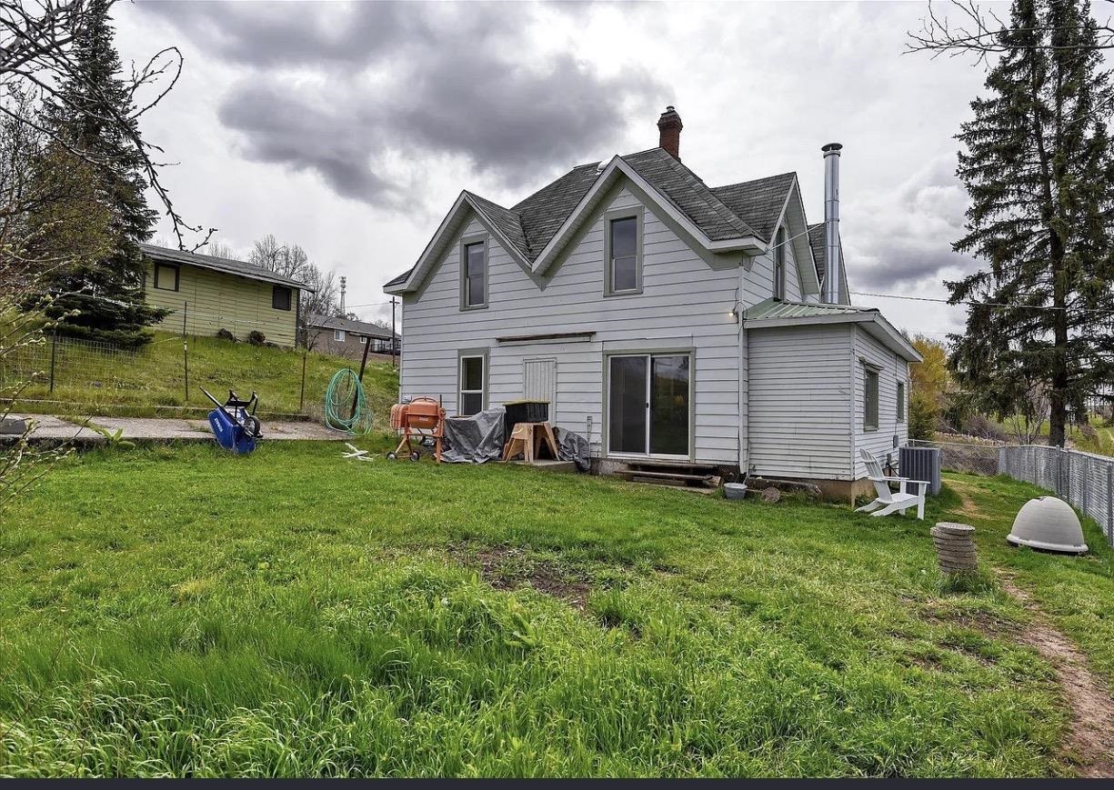 117 E First St - Photo 5