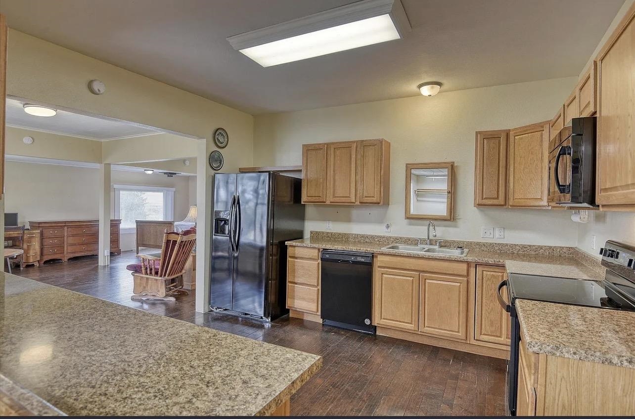 117 E First St - Photo 14