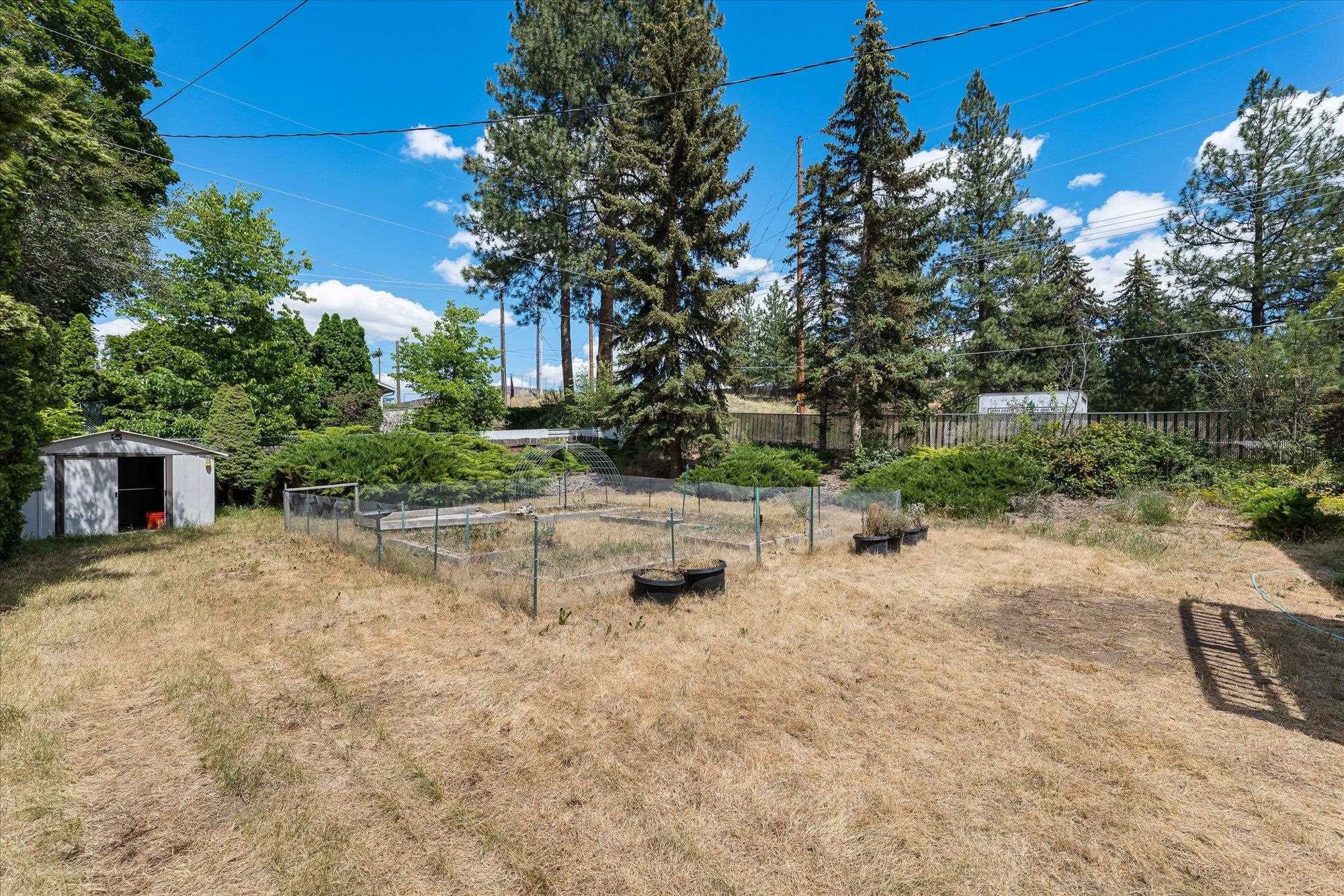 6021 E 11th Ave - Photo 21