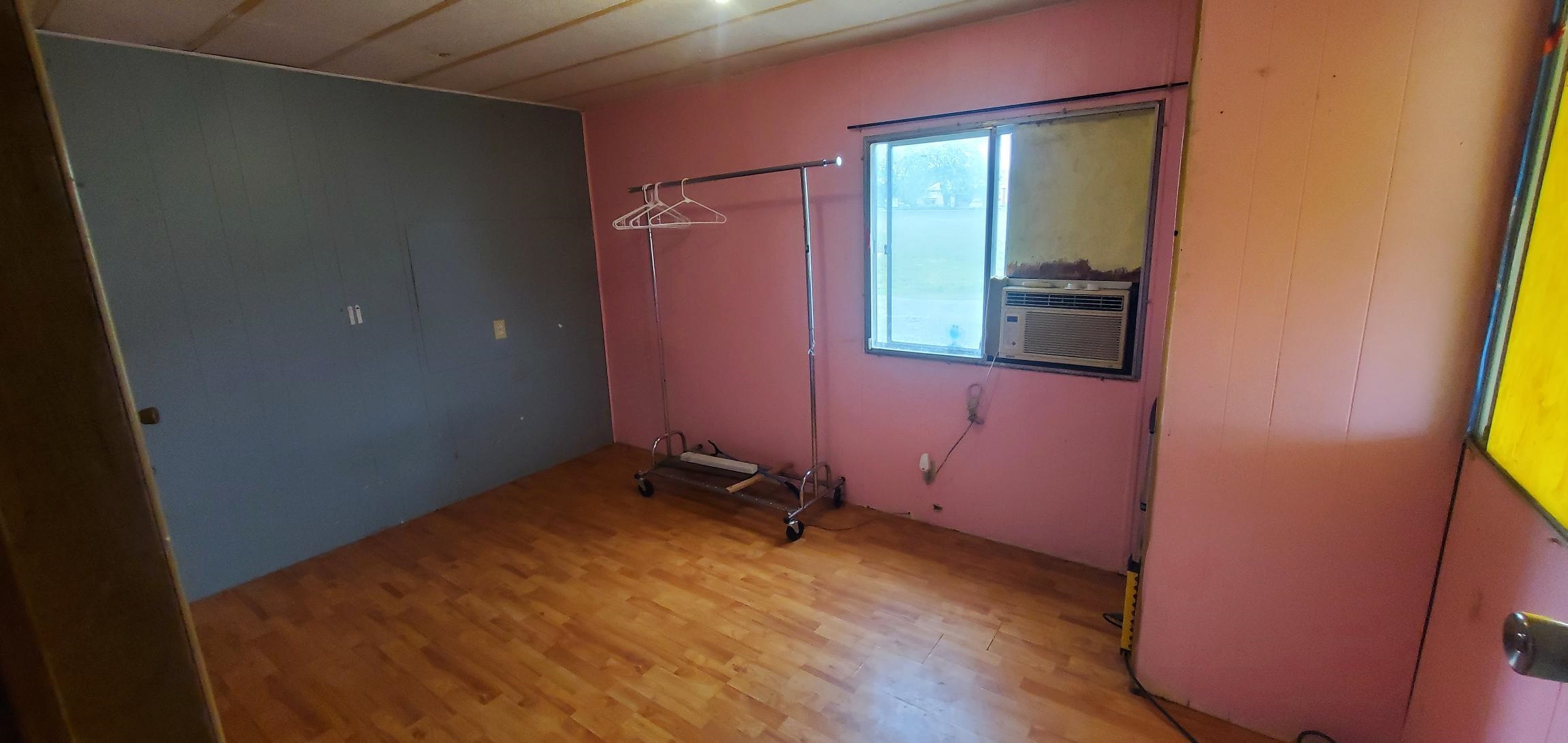 1060 S Main St - Photo 7