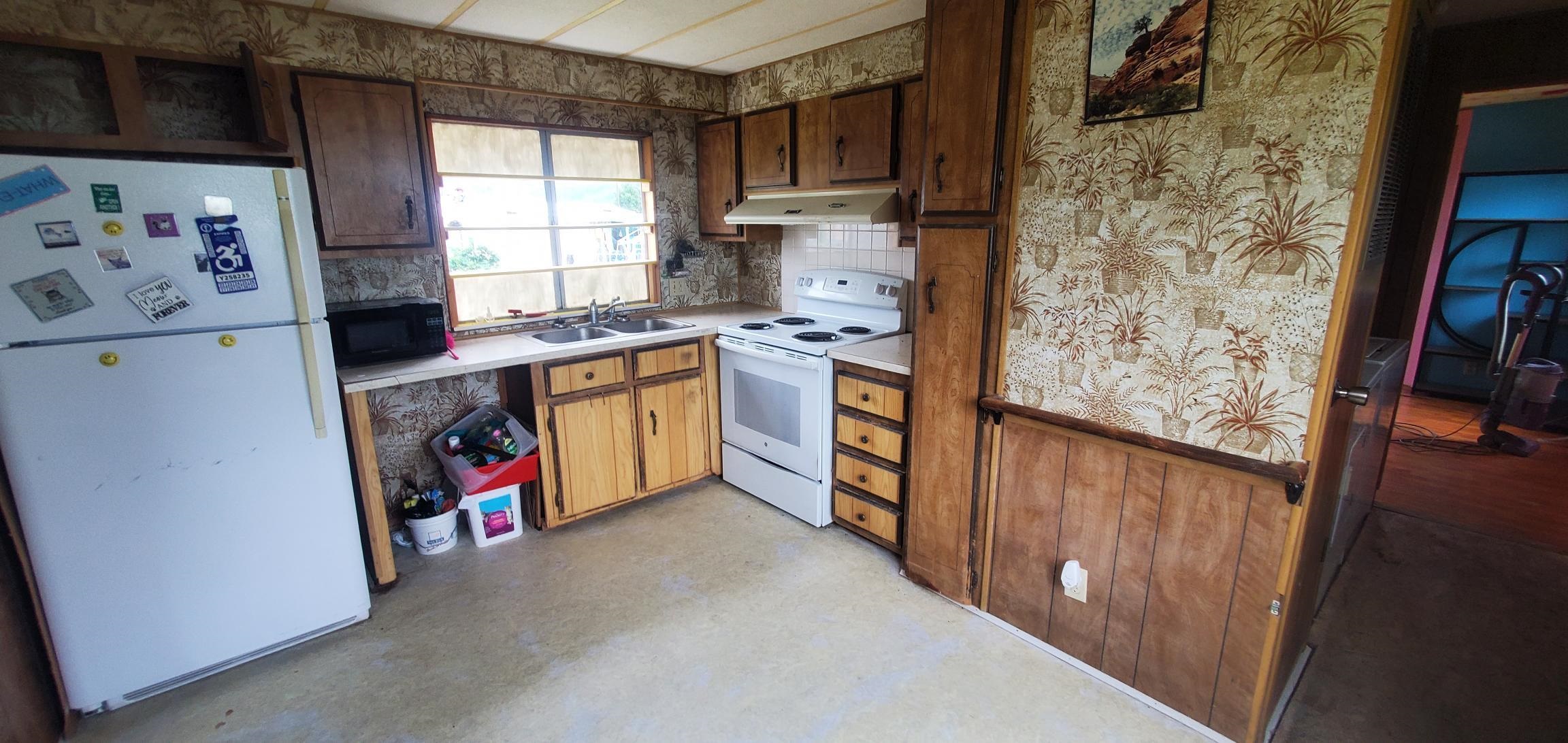 1060 S Main St - Photo 5