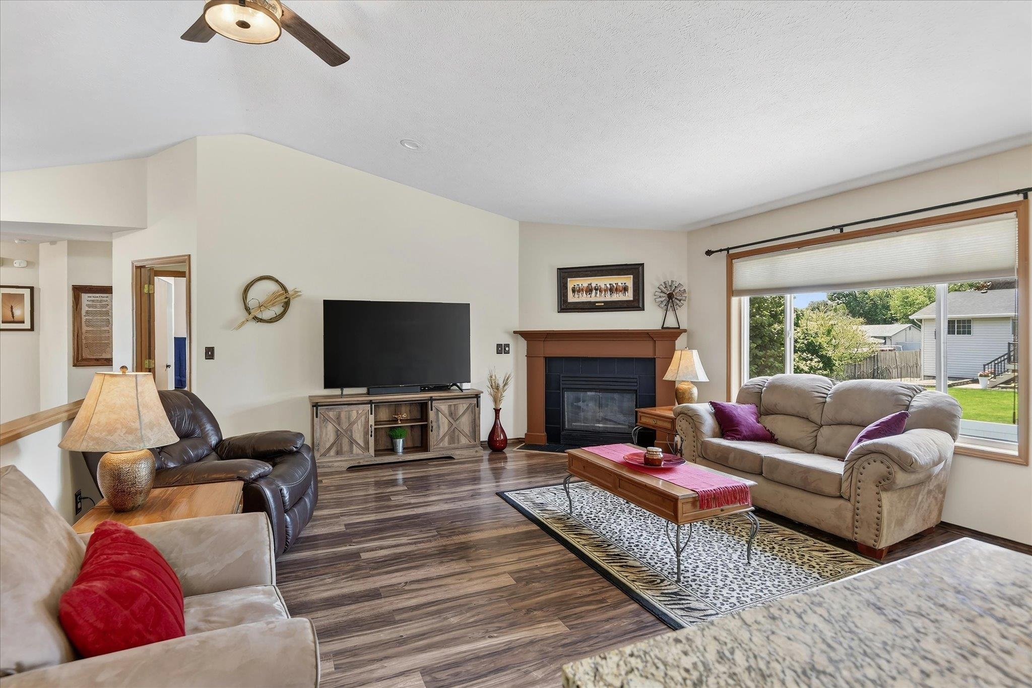 306 S Calvin Ln - Photo 7