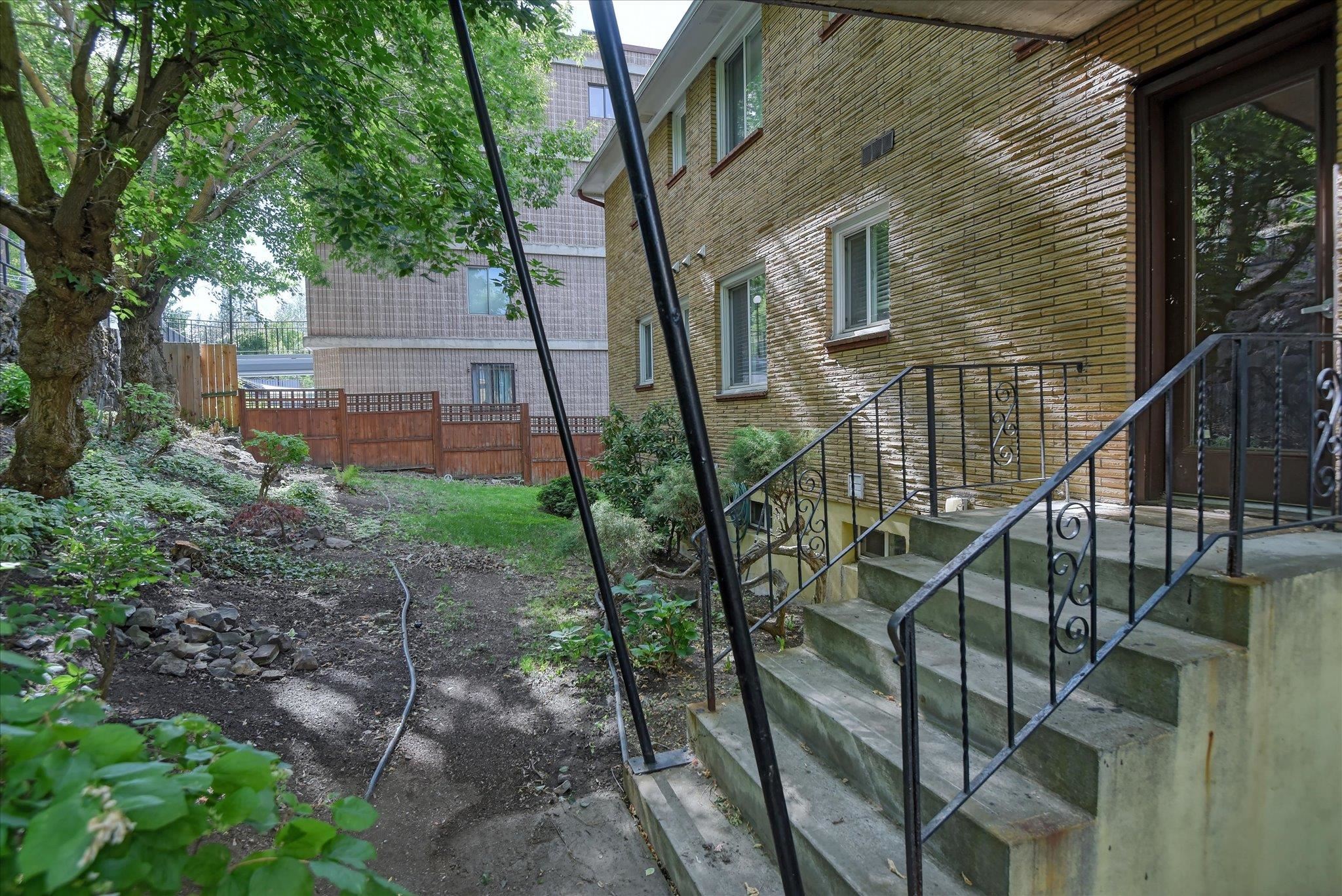 202 E Rockwood Blvd - Photo 19