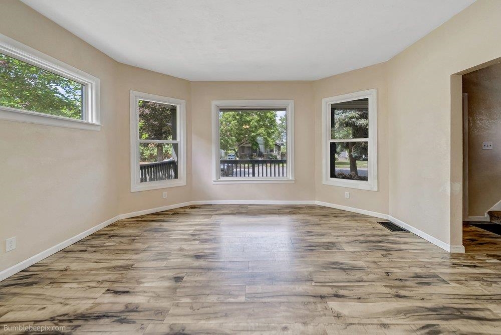 2023 W SHARP Ave - Photo 7