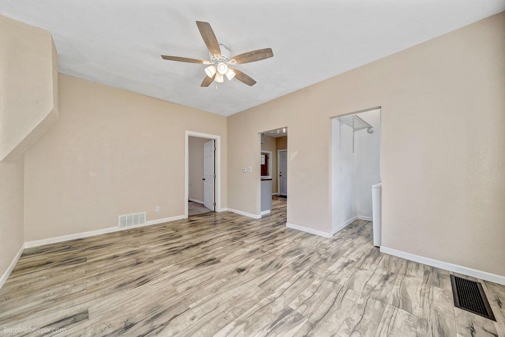 2023 W SHARP Ave - Photo 9
