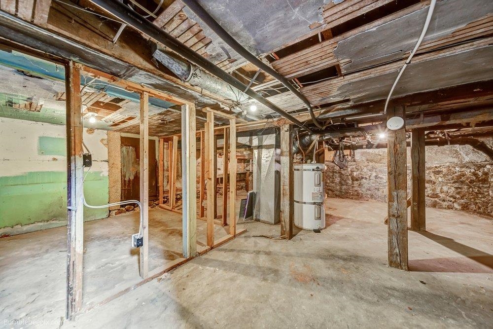 2023 W SHARP Ave - Photo 23